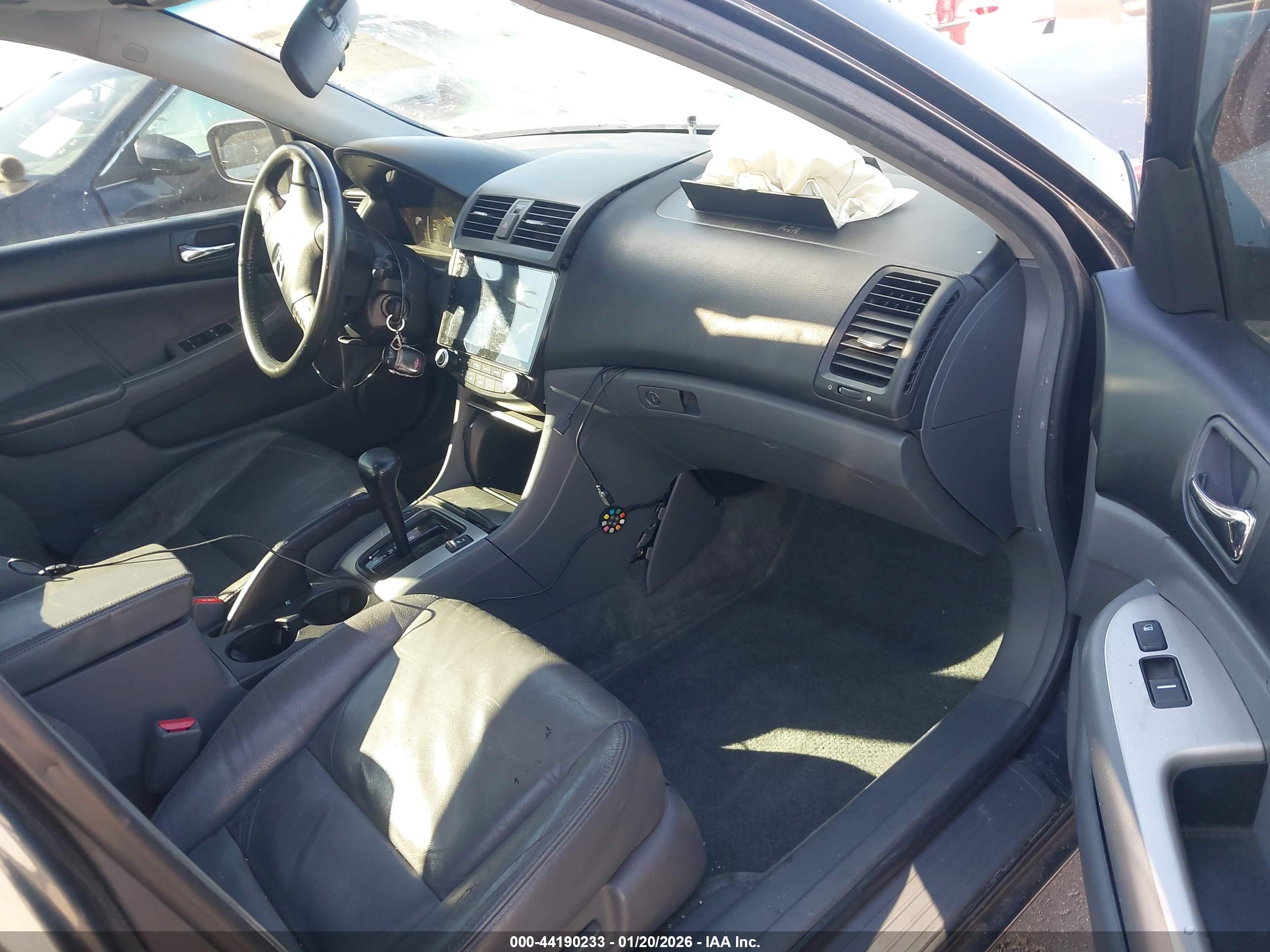 HONDA ACCORD image 5
