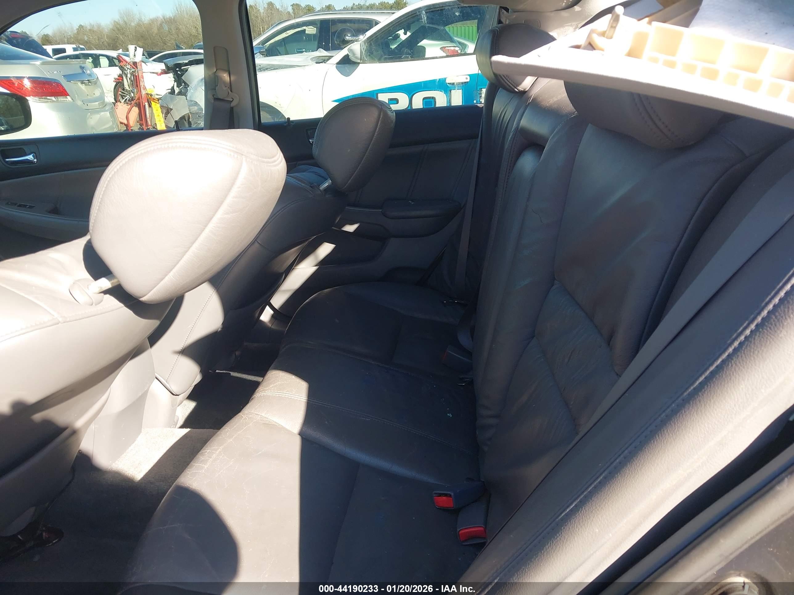 HONDA ACCORD image 8