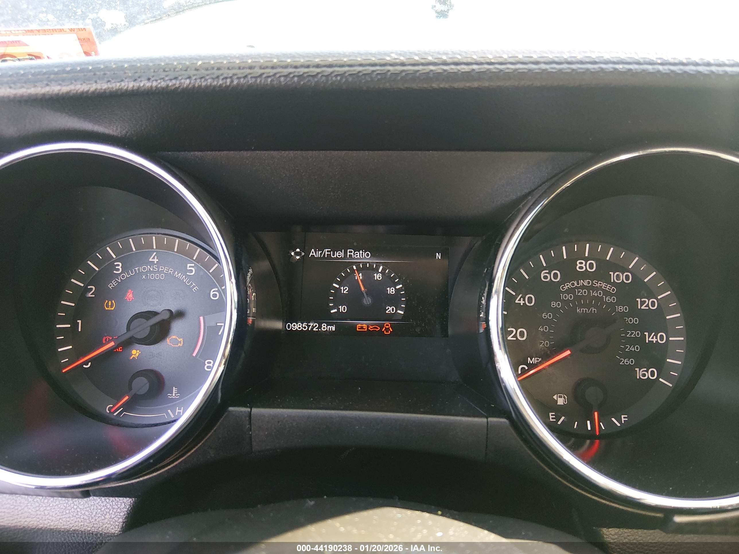 FORD MUSTANG image 7