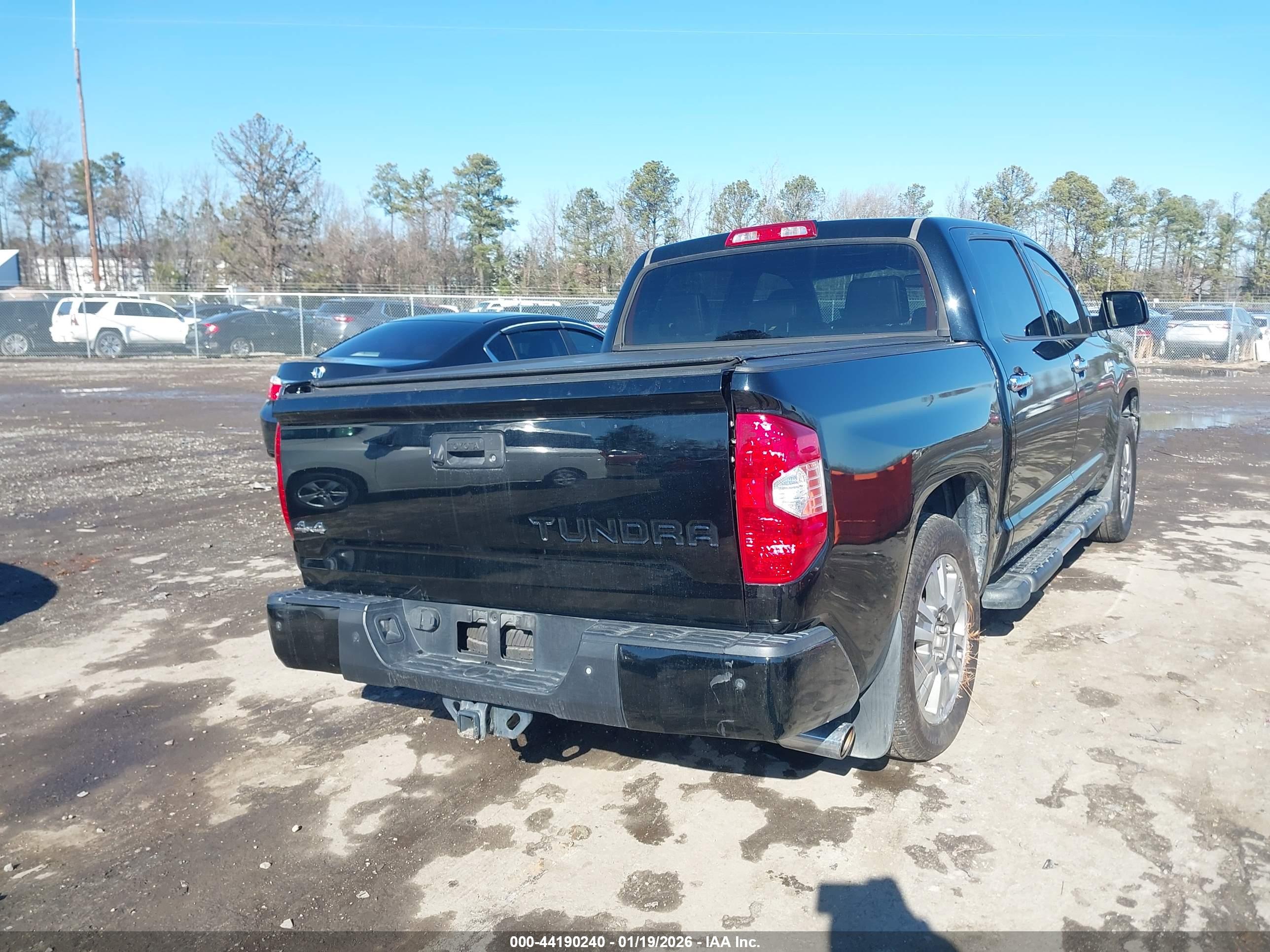 TOYOTA TUNDRA image 4