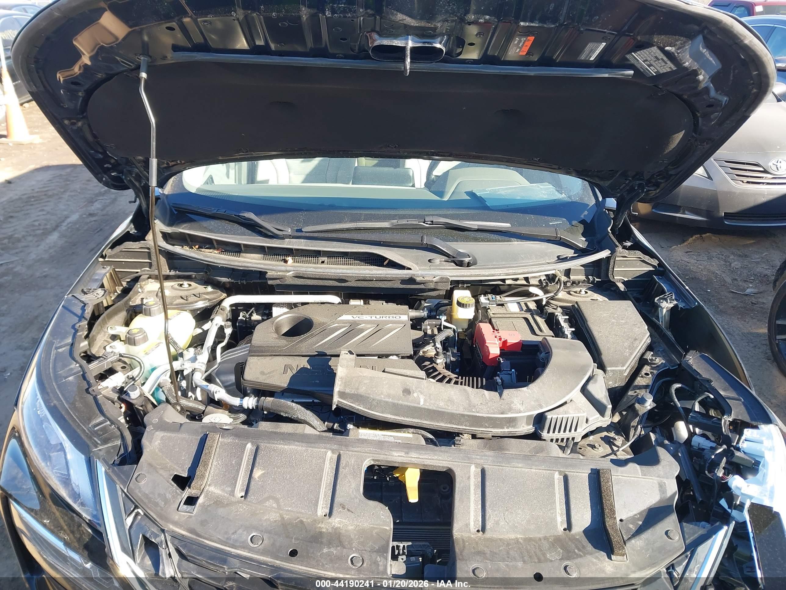 NISSAN ROGUE image 10