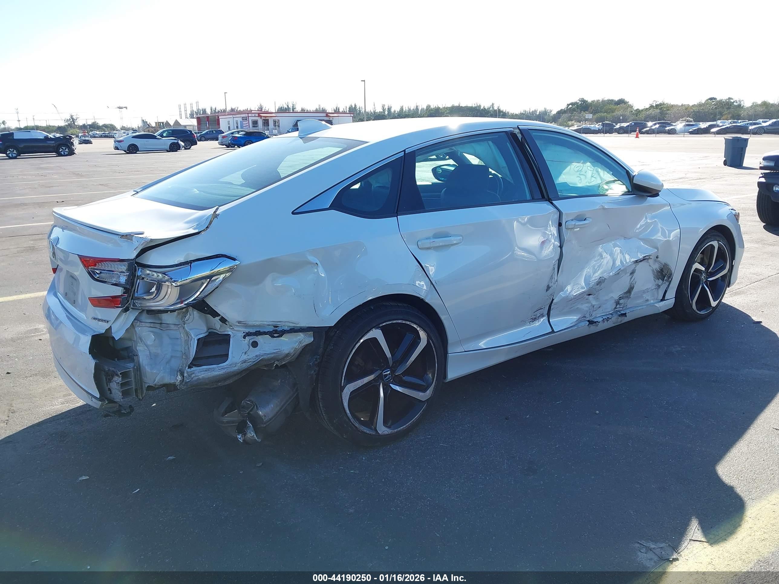 HONDA ACCORD image 4