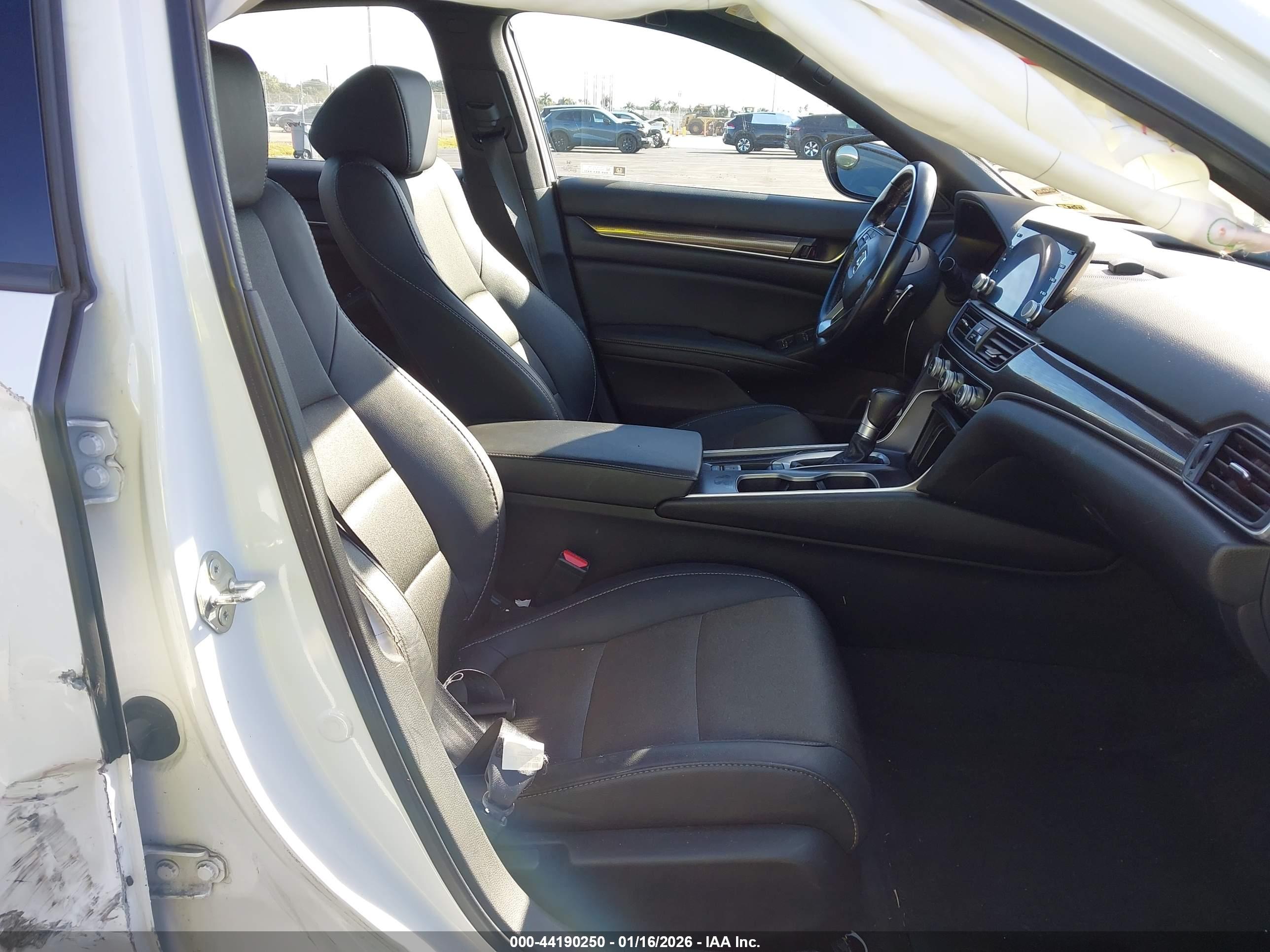 HONDA ACCORD image 5