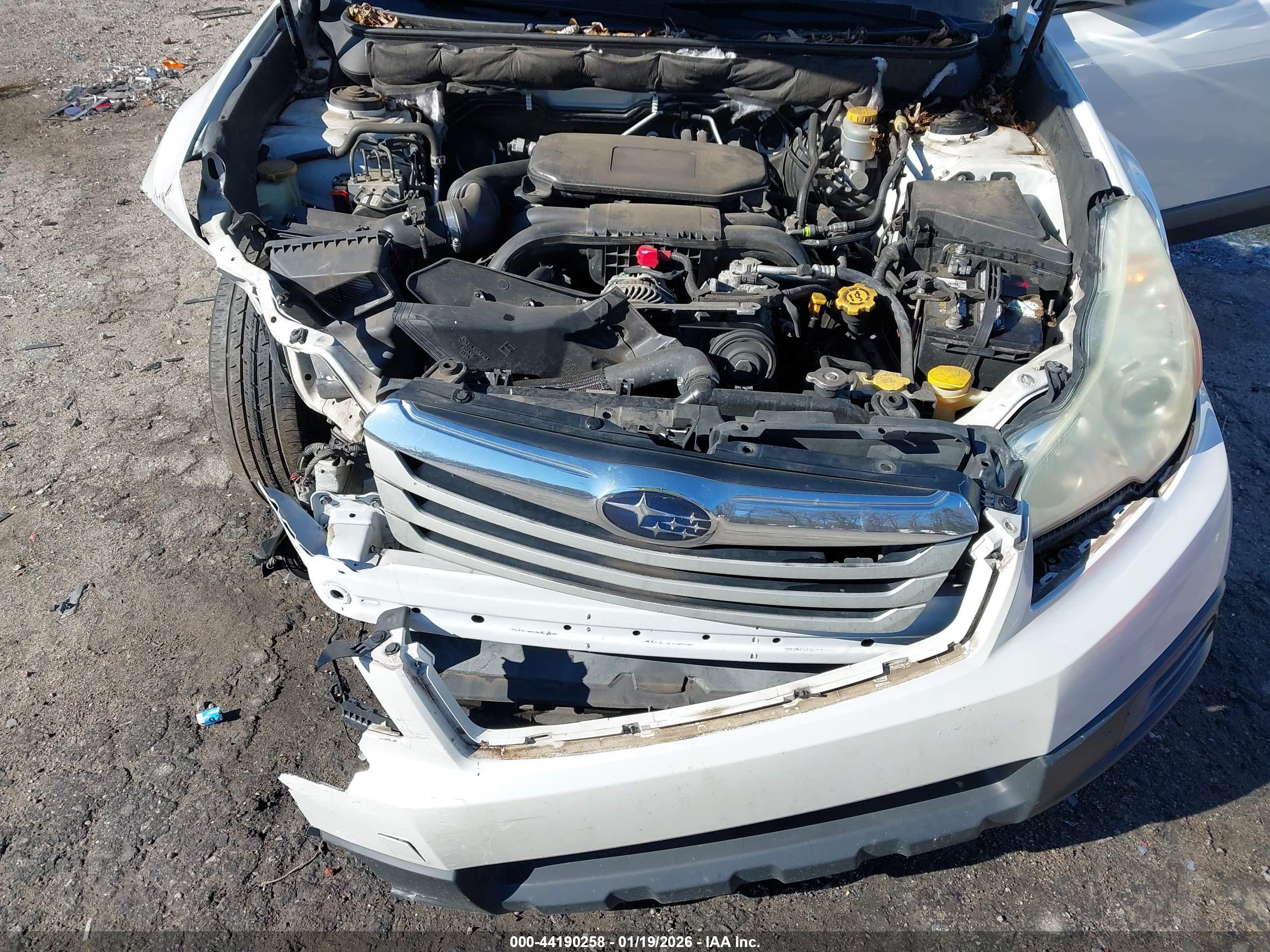 SUBARU OUTBACK image 10