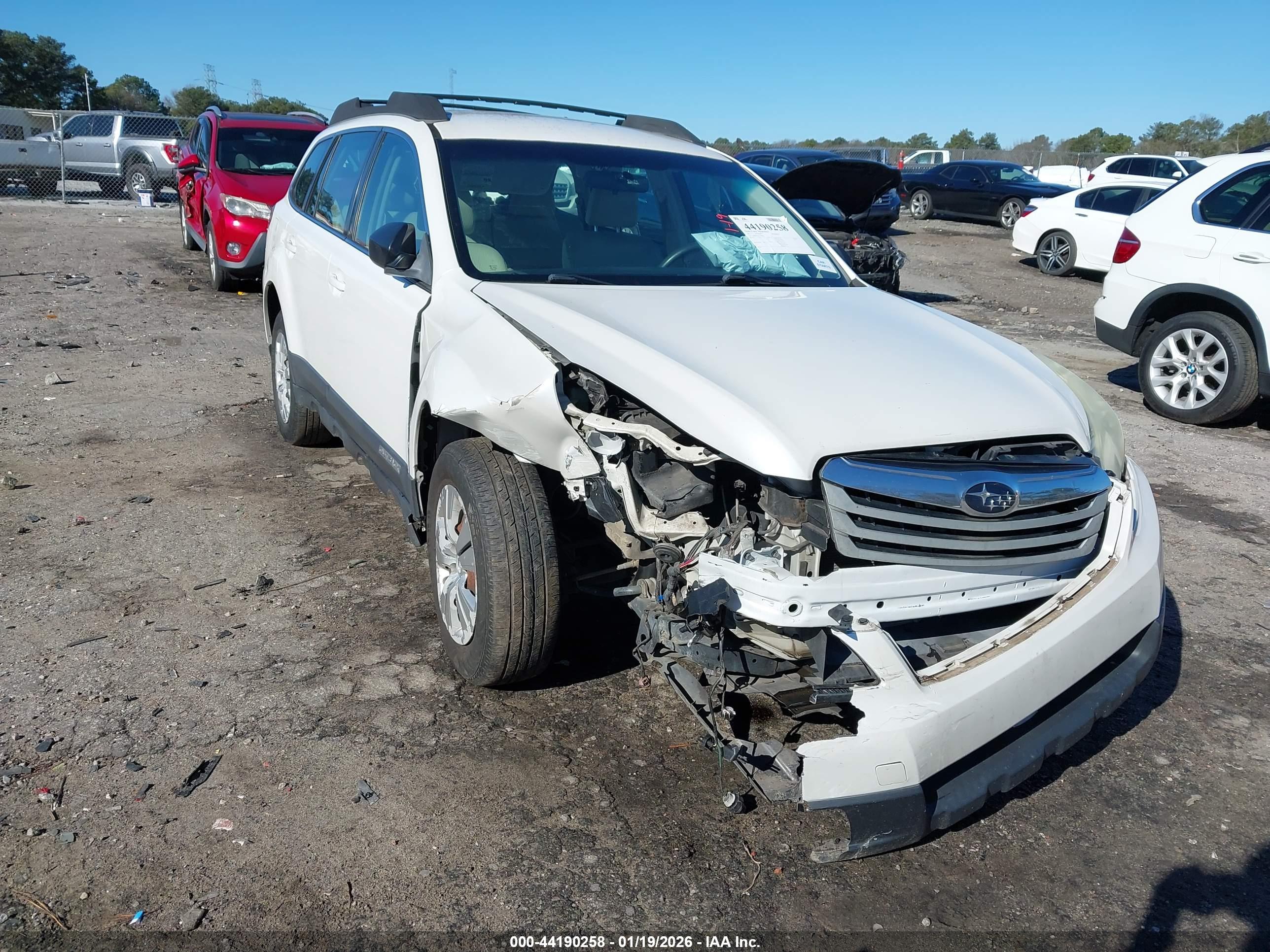 SUBARU OUTBACK image 6