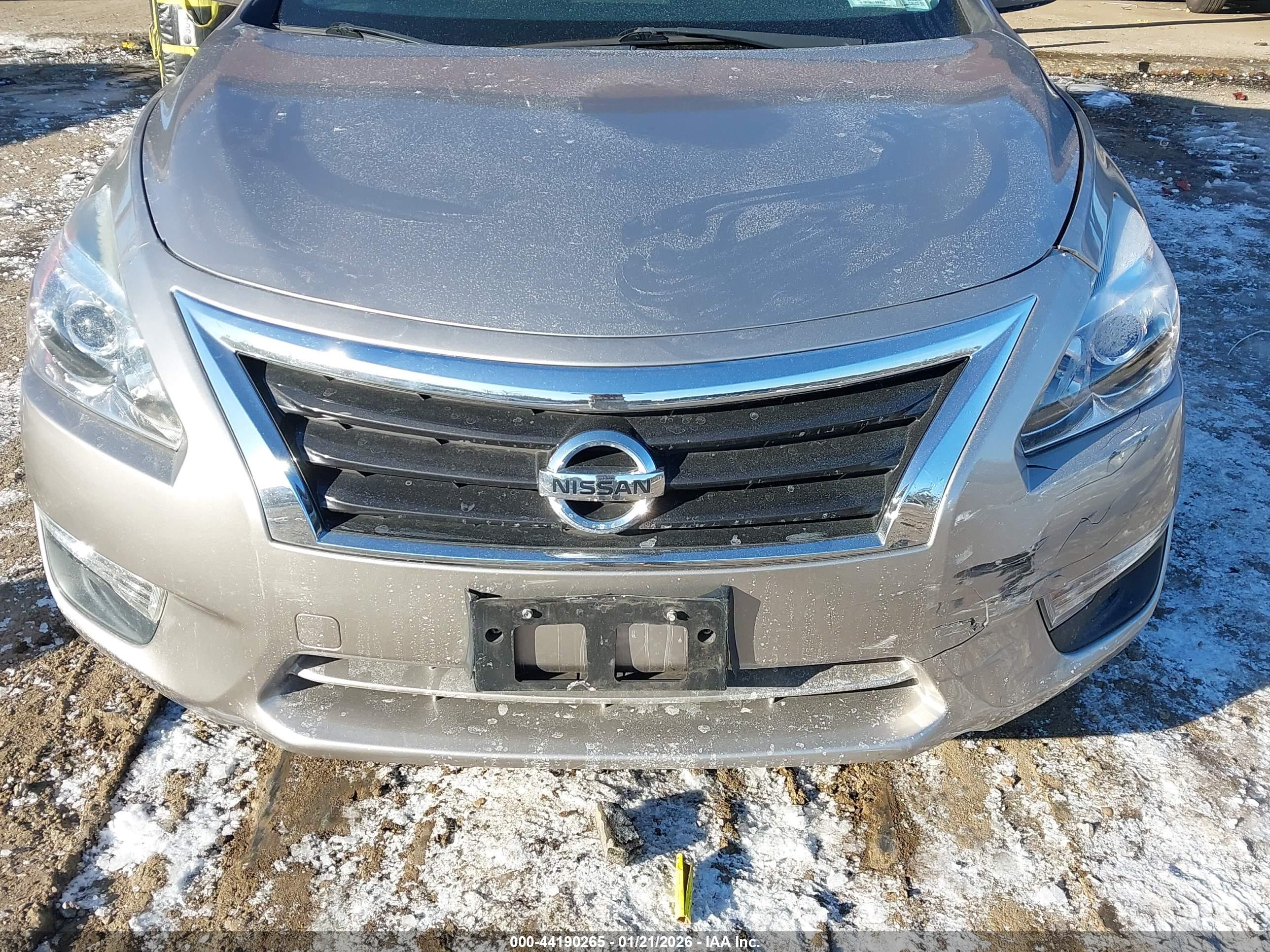 NISSAN ALTIMA image 6