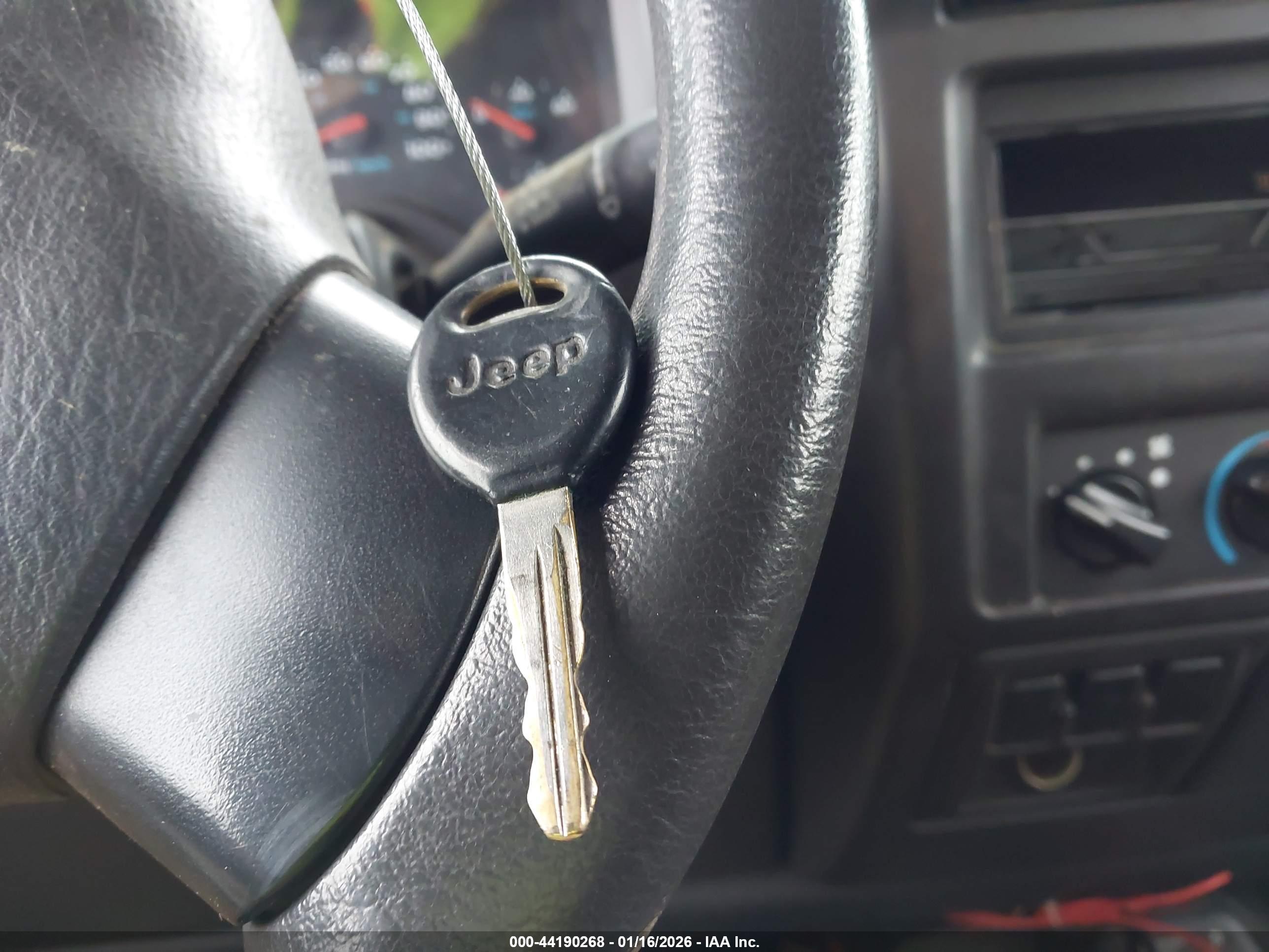 JEEP WRANGLER image 11
