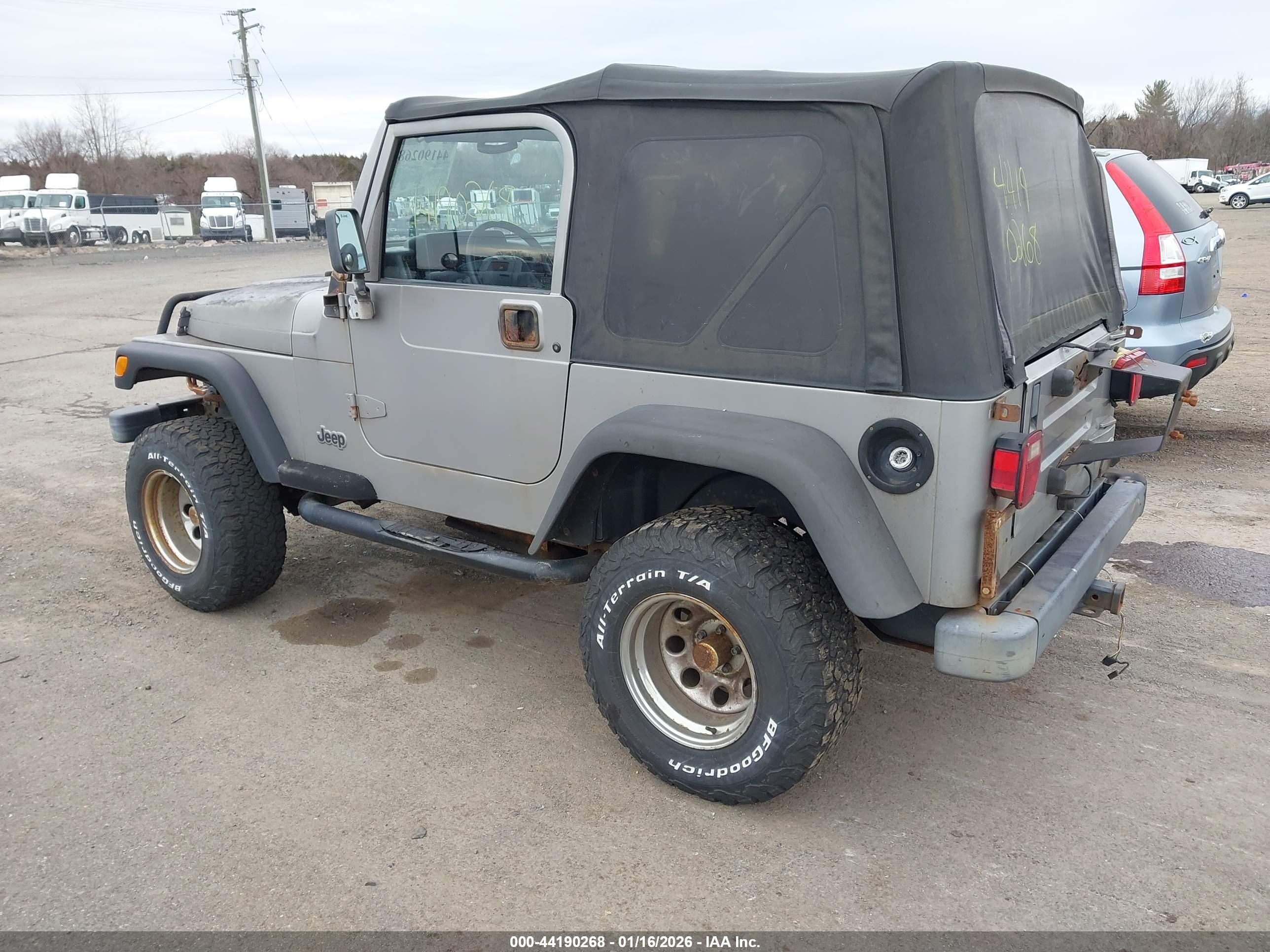 JEEP WRANGLER image 3