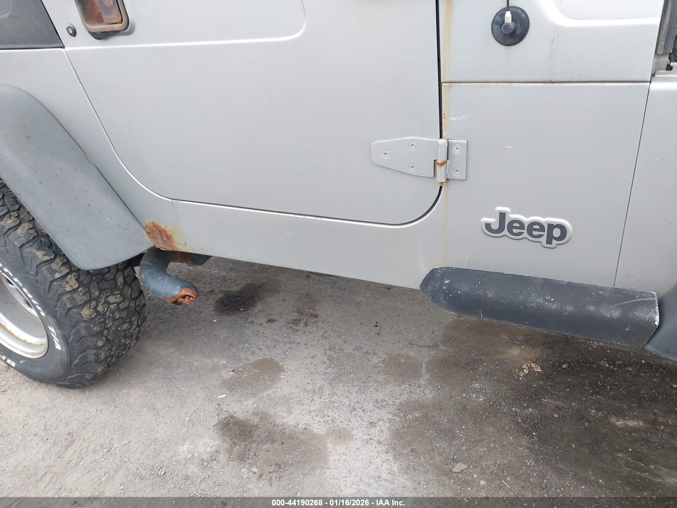 JEEP WRANGLER image 6