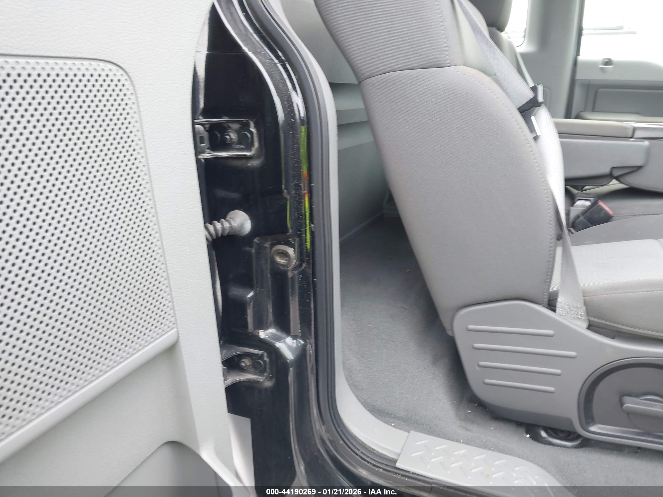 FORD F-150 image 8