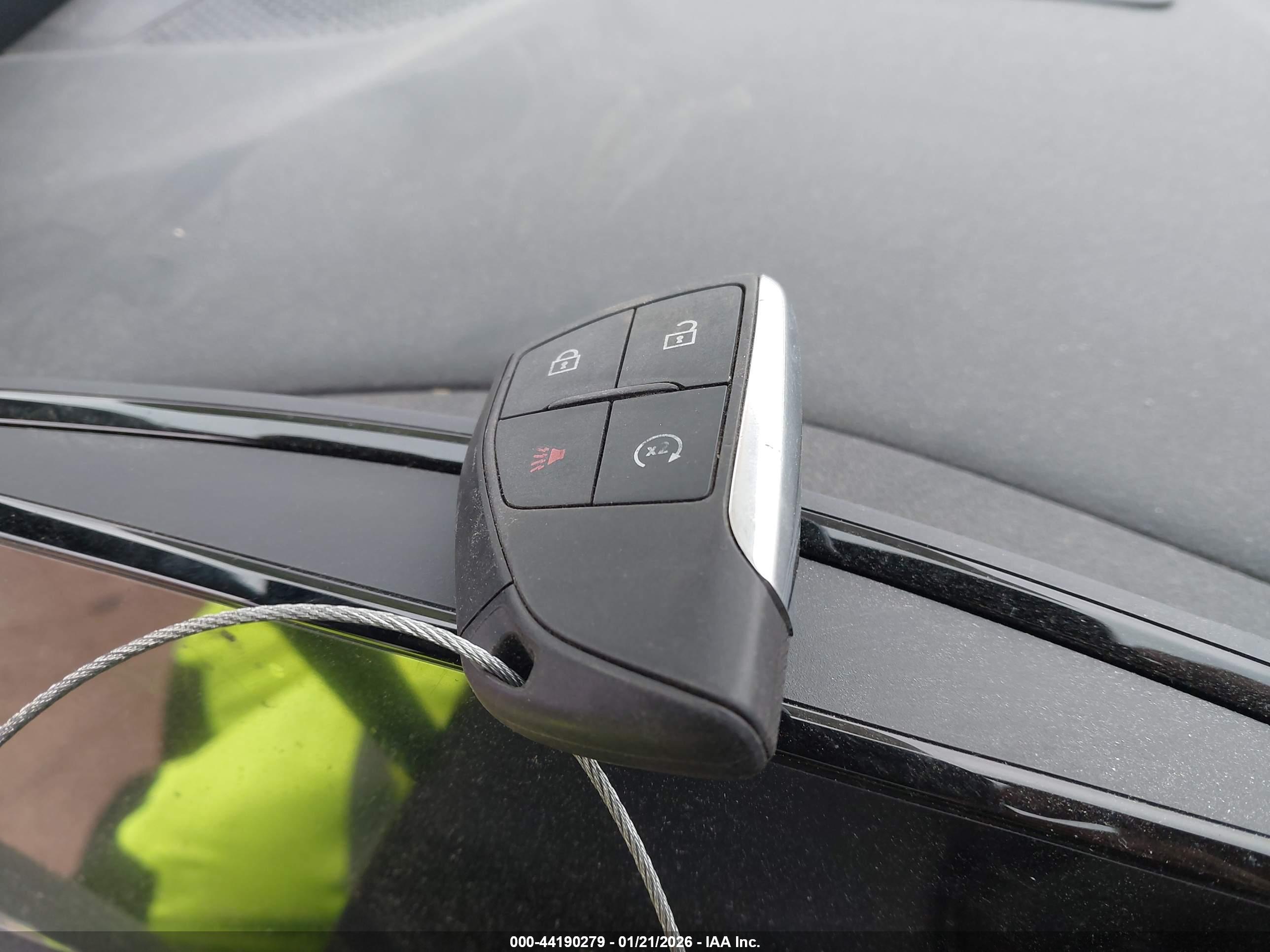 CHEVROLET EQUINOX image 11