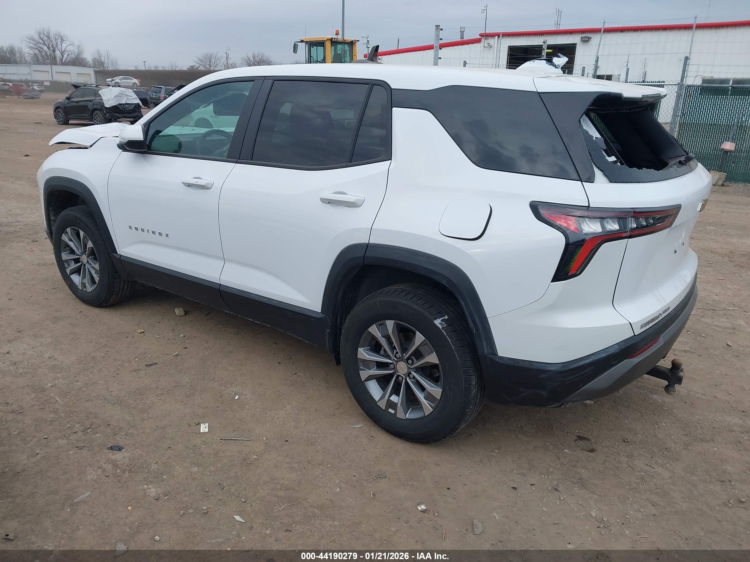 CHEVROLET EQUINOX image 3