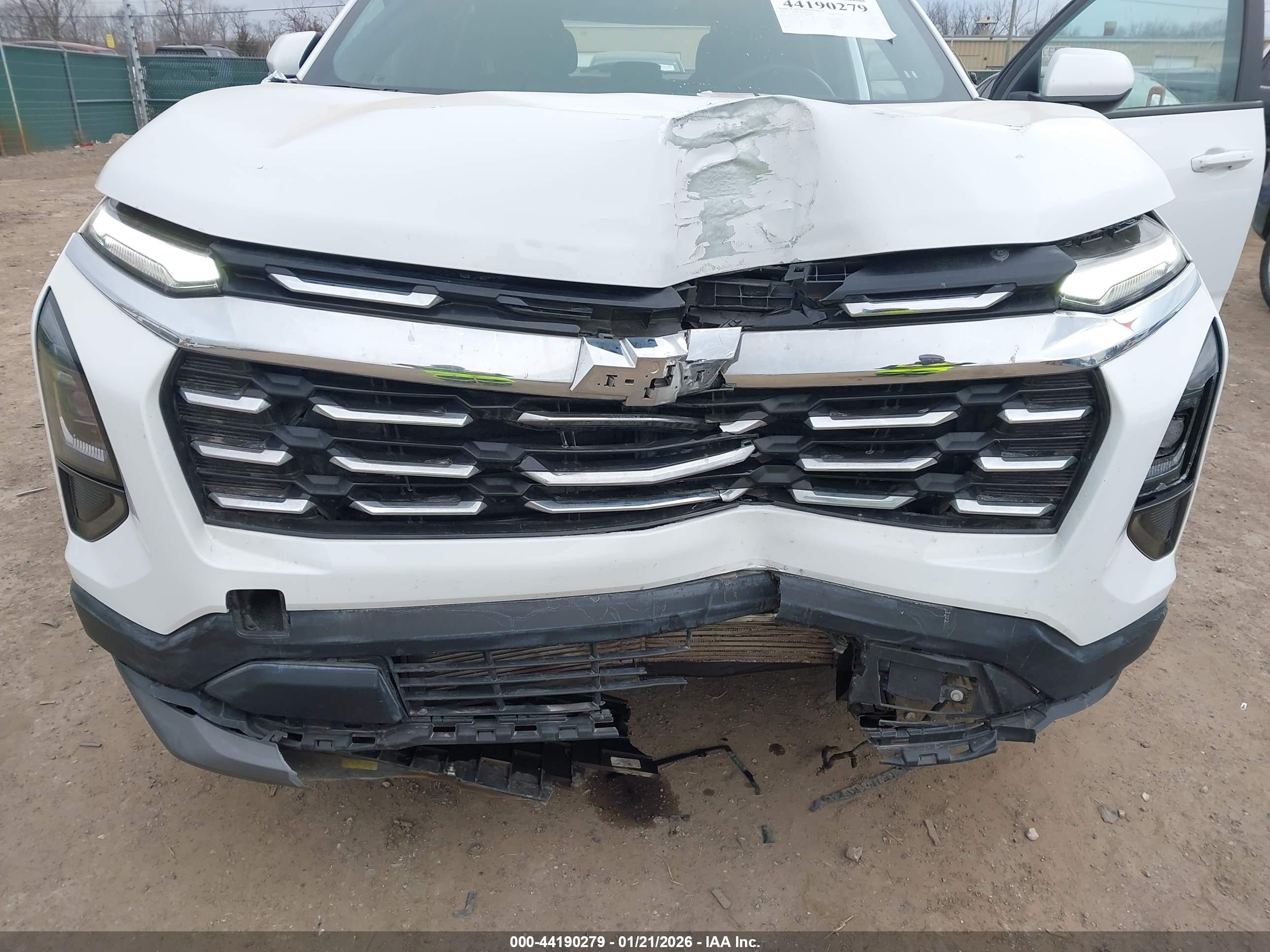 CHEVROLET EQUINOX image 6