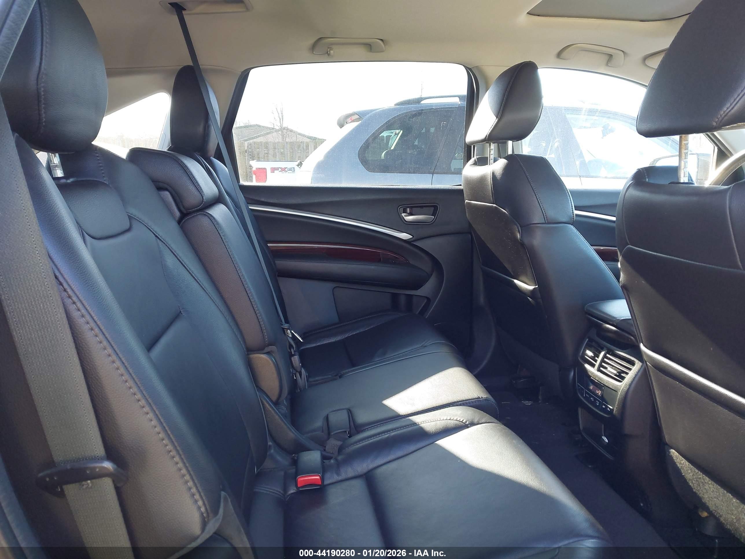 ACURA MDX image 8
