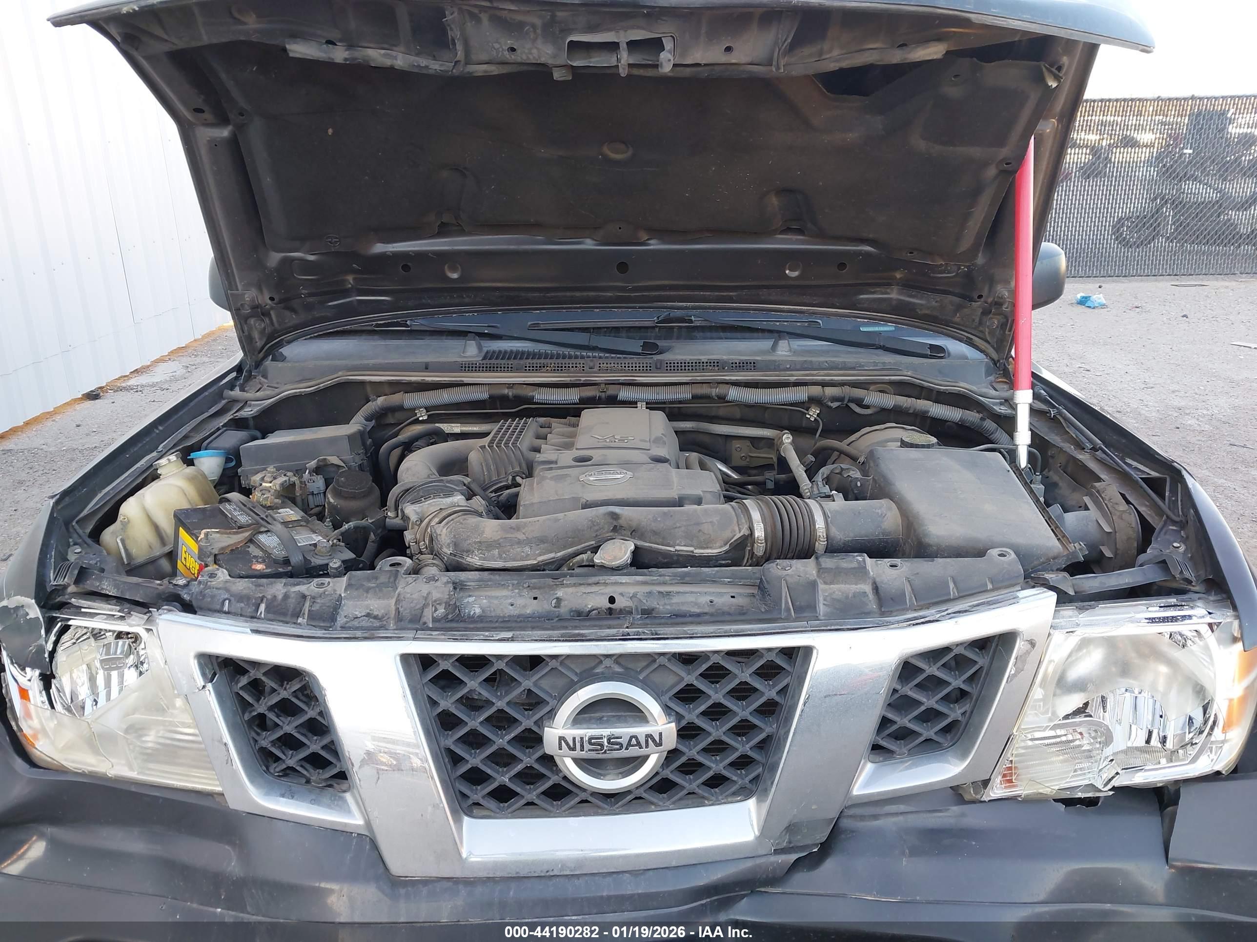NISSAN FRONTIER image 10