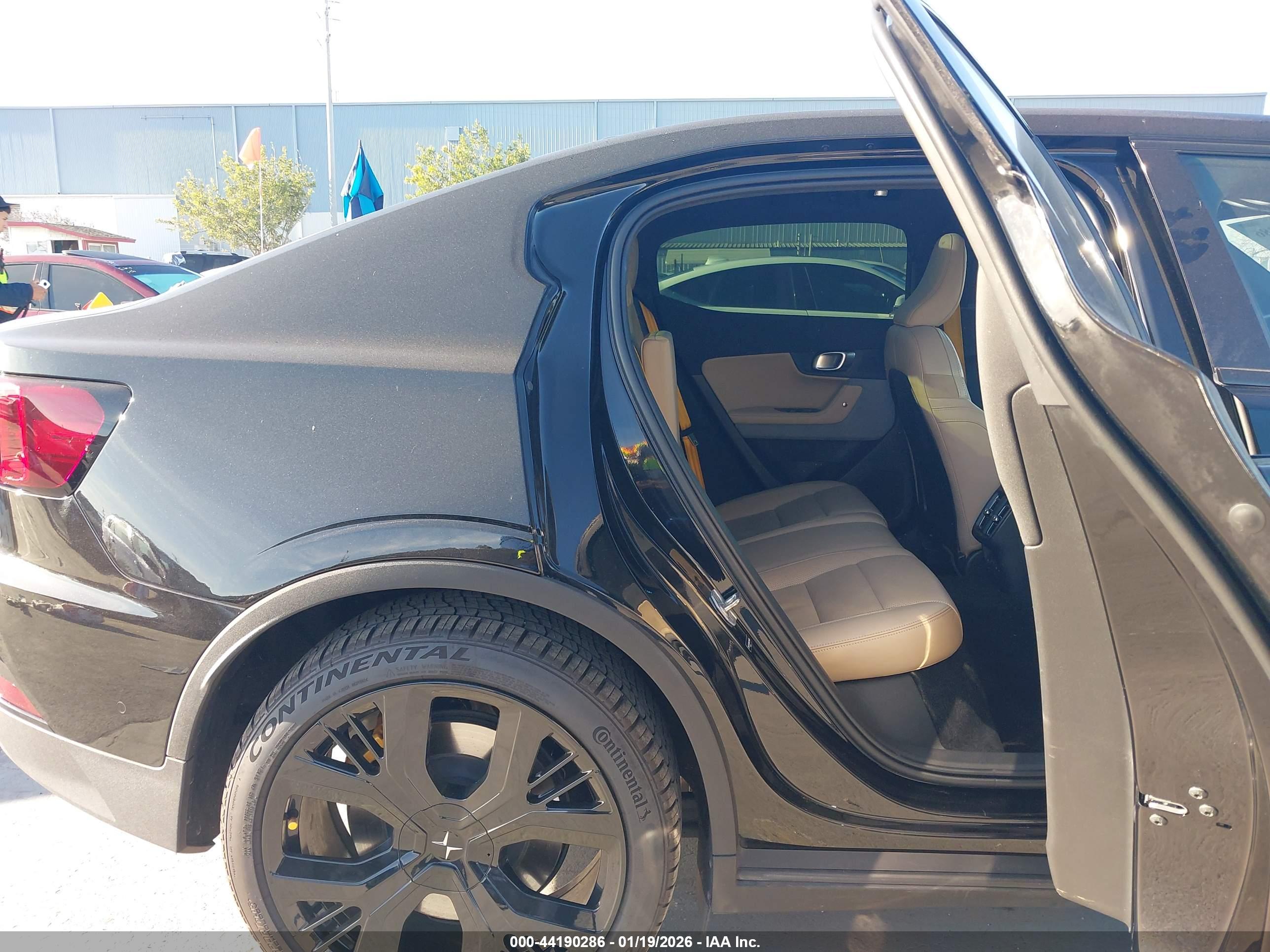 POLESTAR 2 image 8
