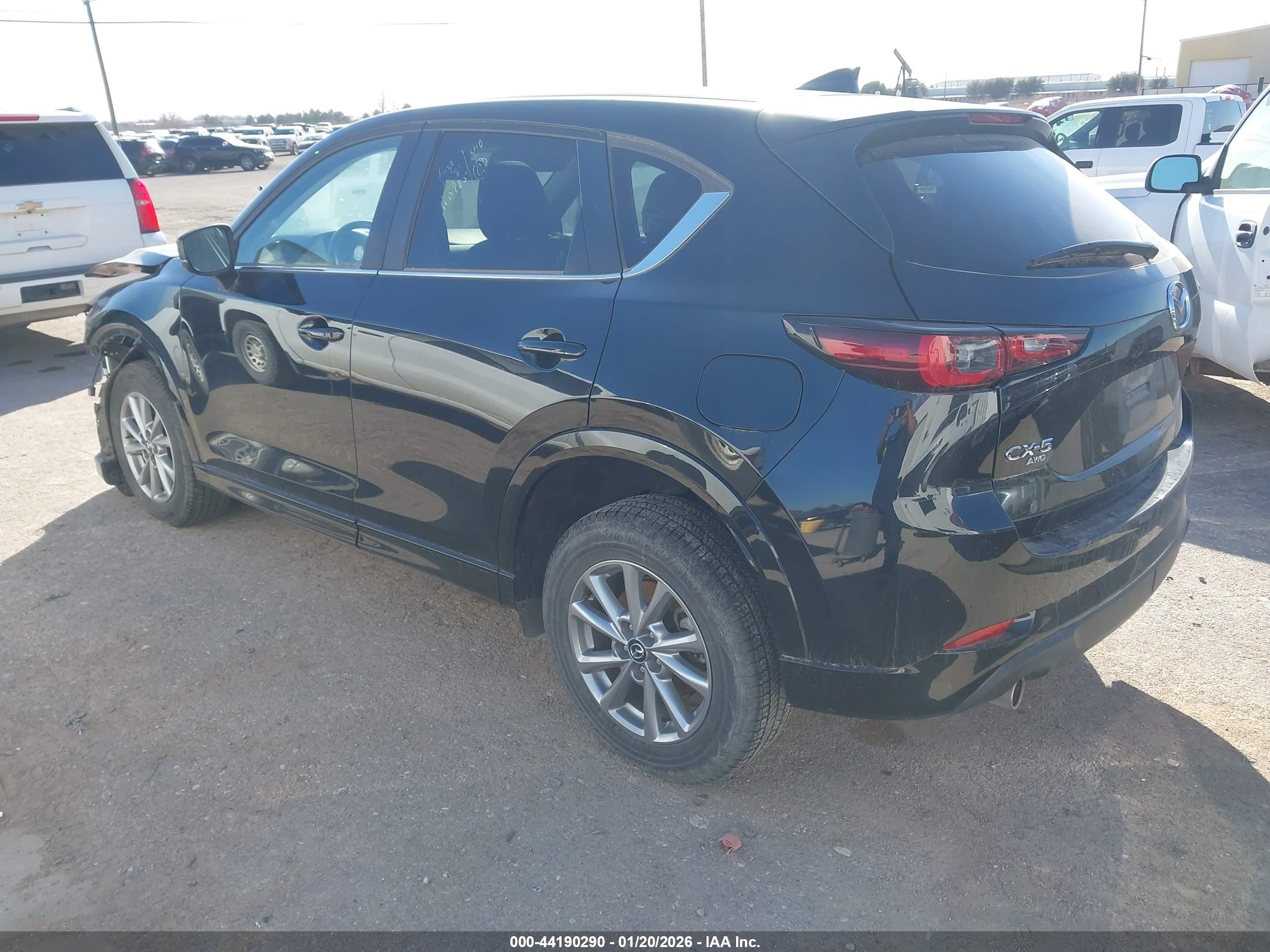 MAZDA CX-5 image 3