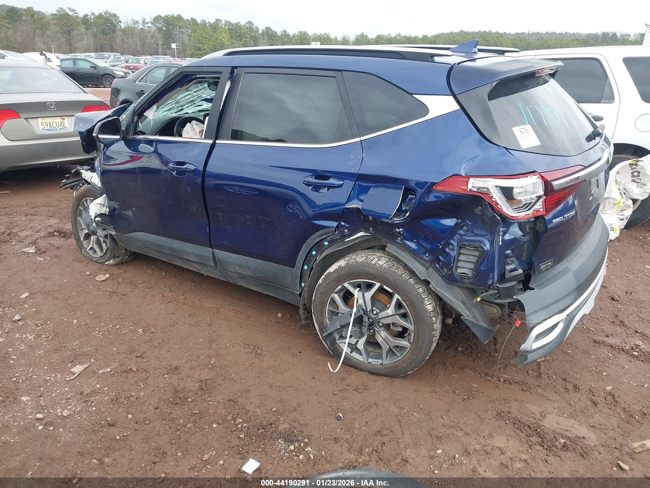 KIA SELTOS image 3