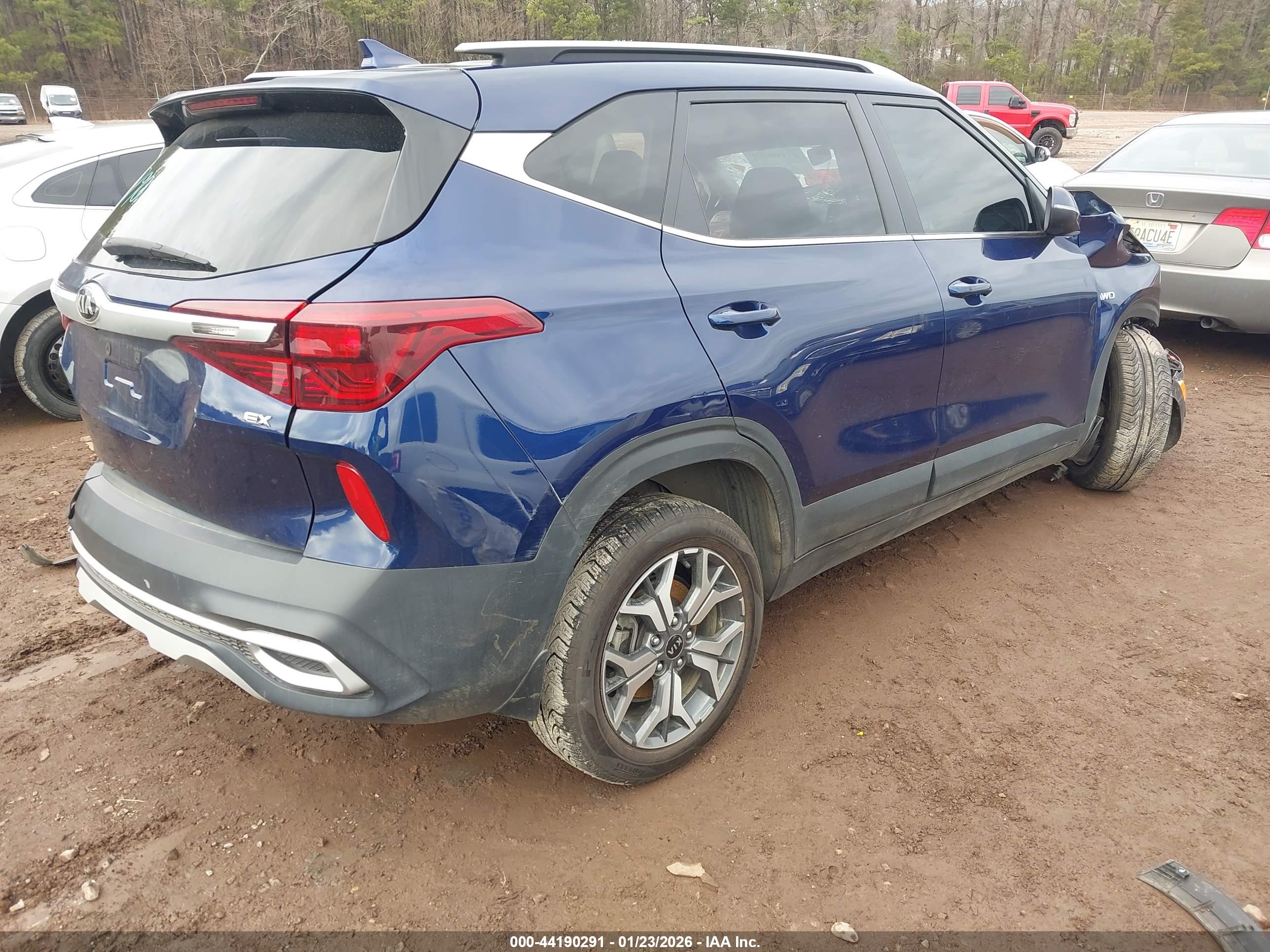 KIA SELTOS image 4