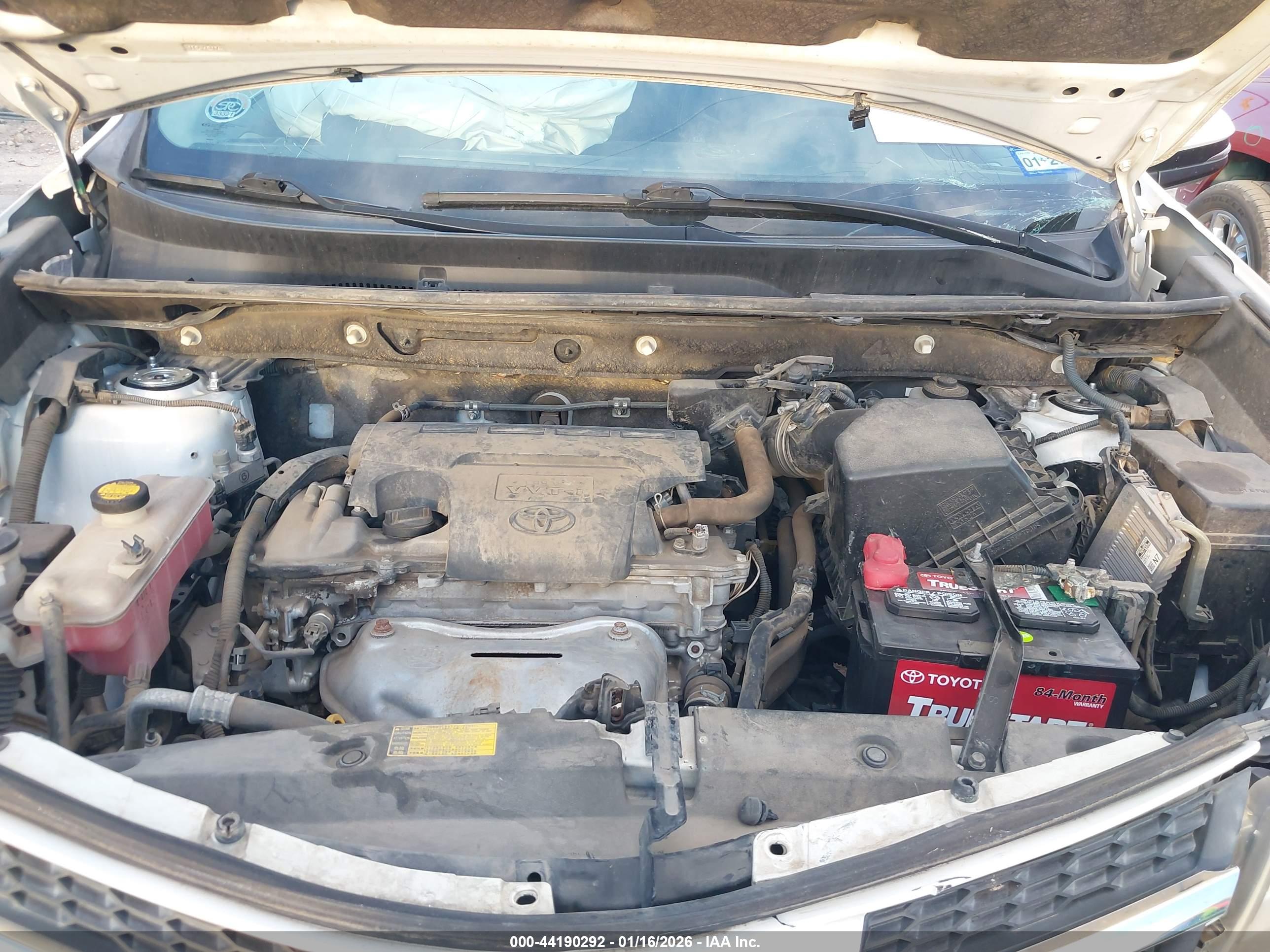 TOYOTA RAV4 image 10
