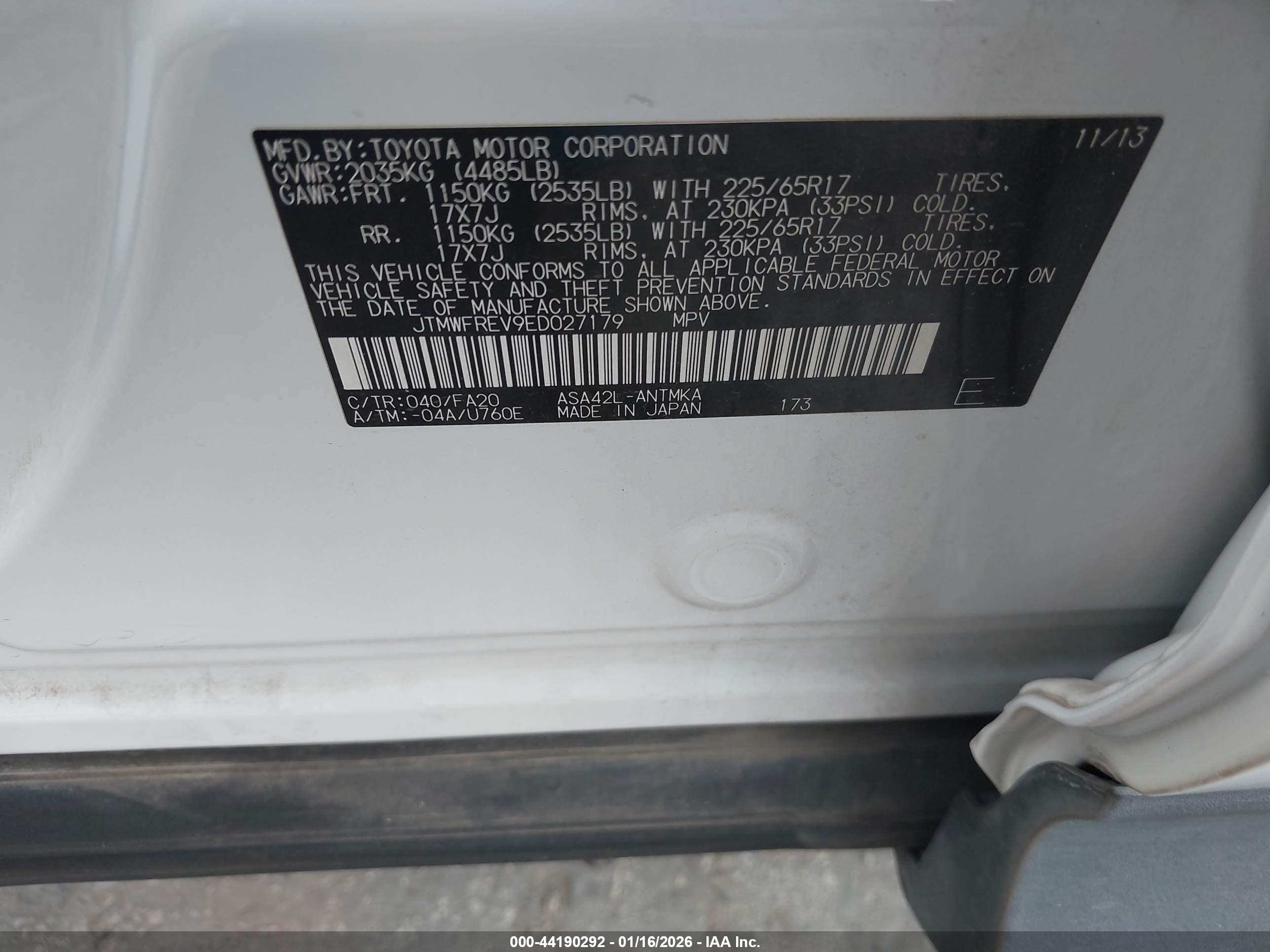 TOYOTA RAV4 image 9