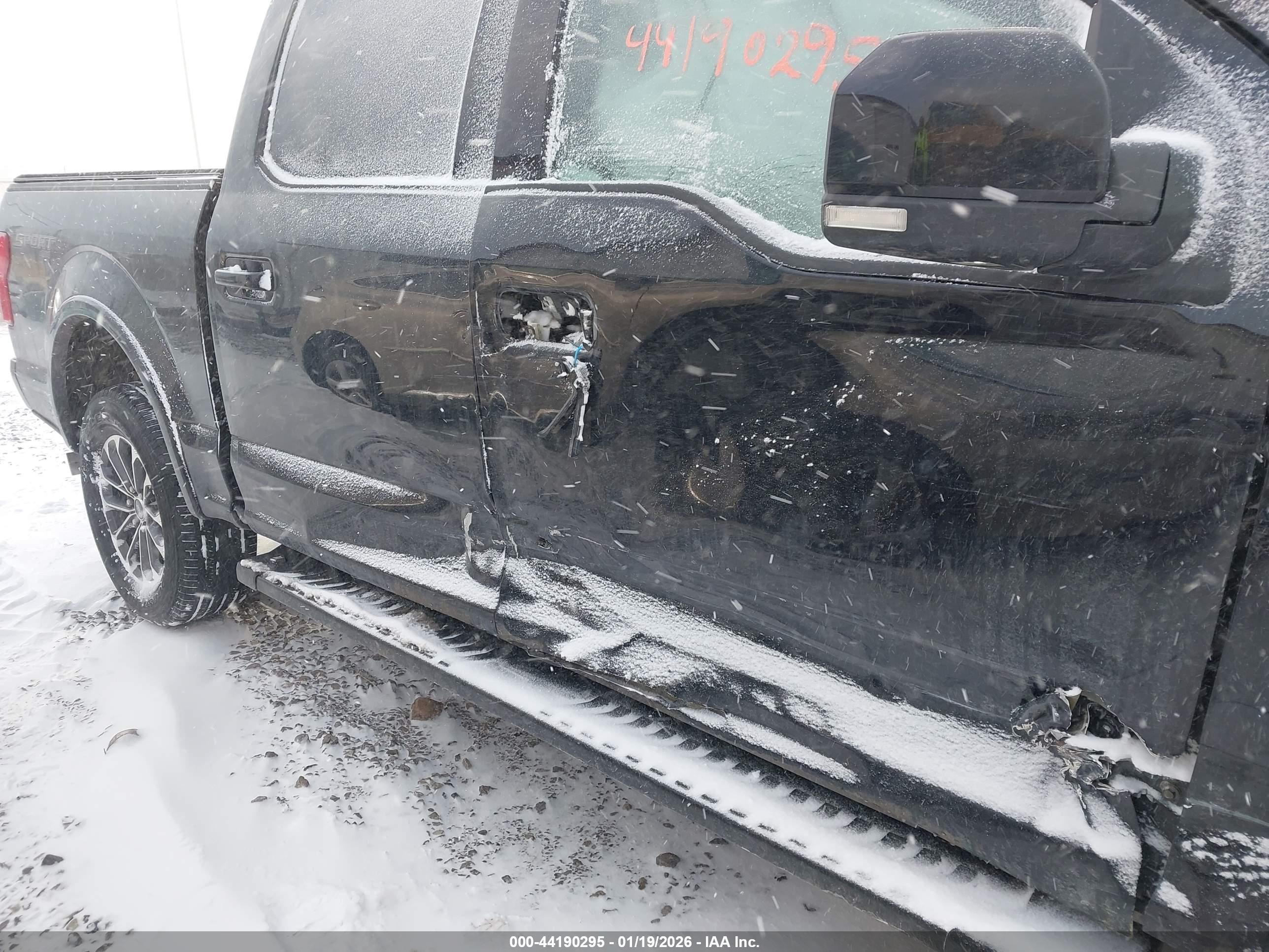 FORD F-150 image 6