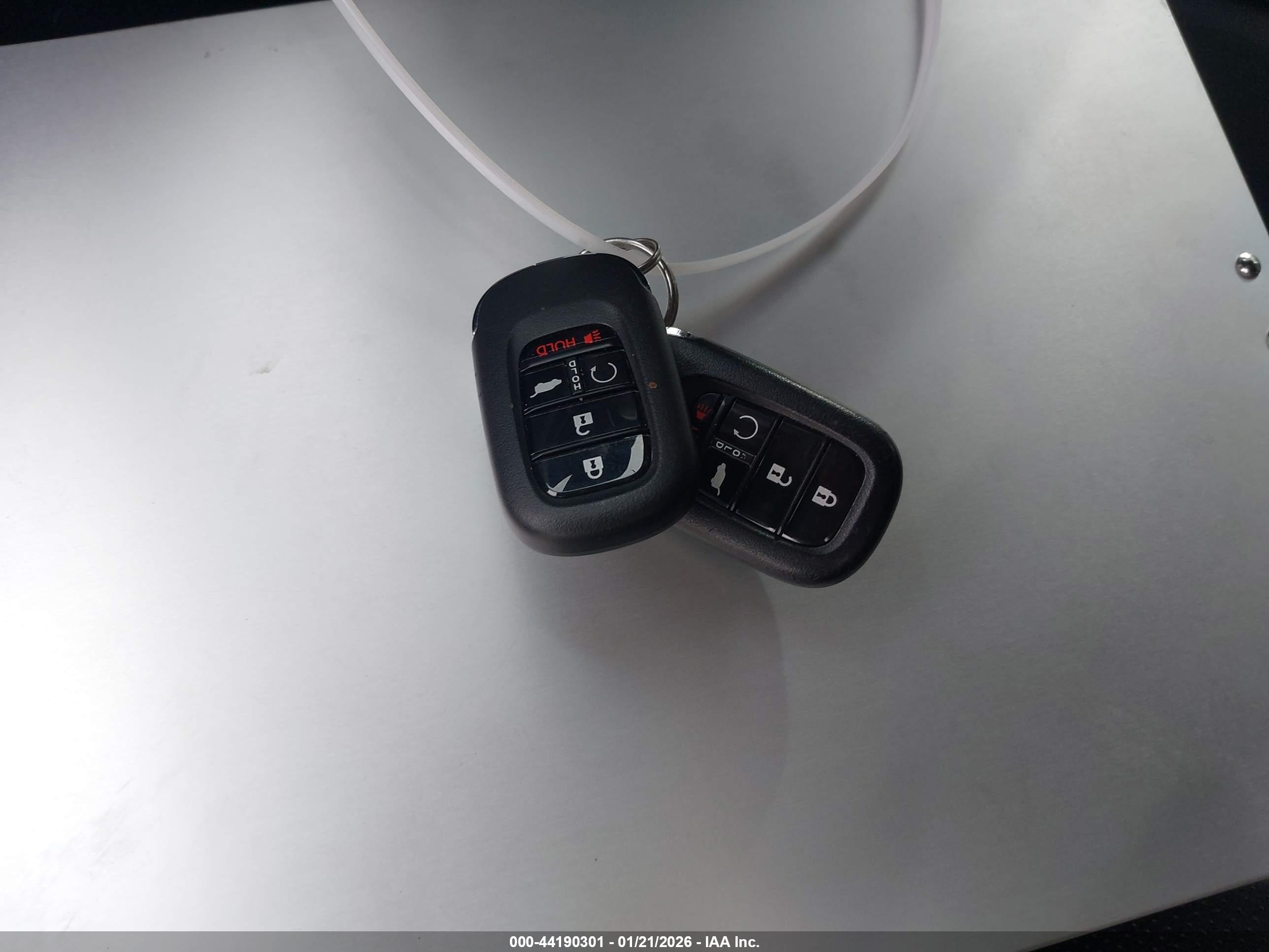 HONDA CR-V image 11