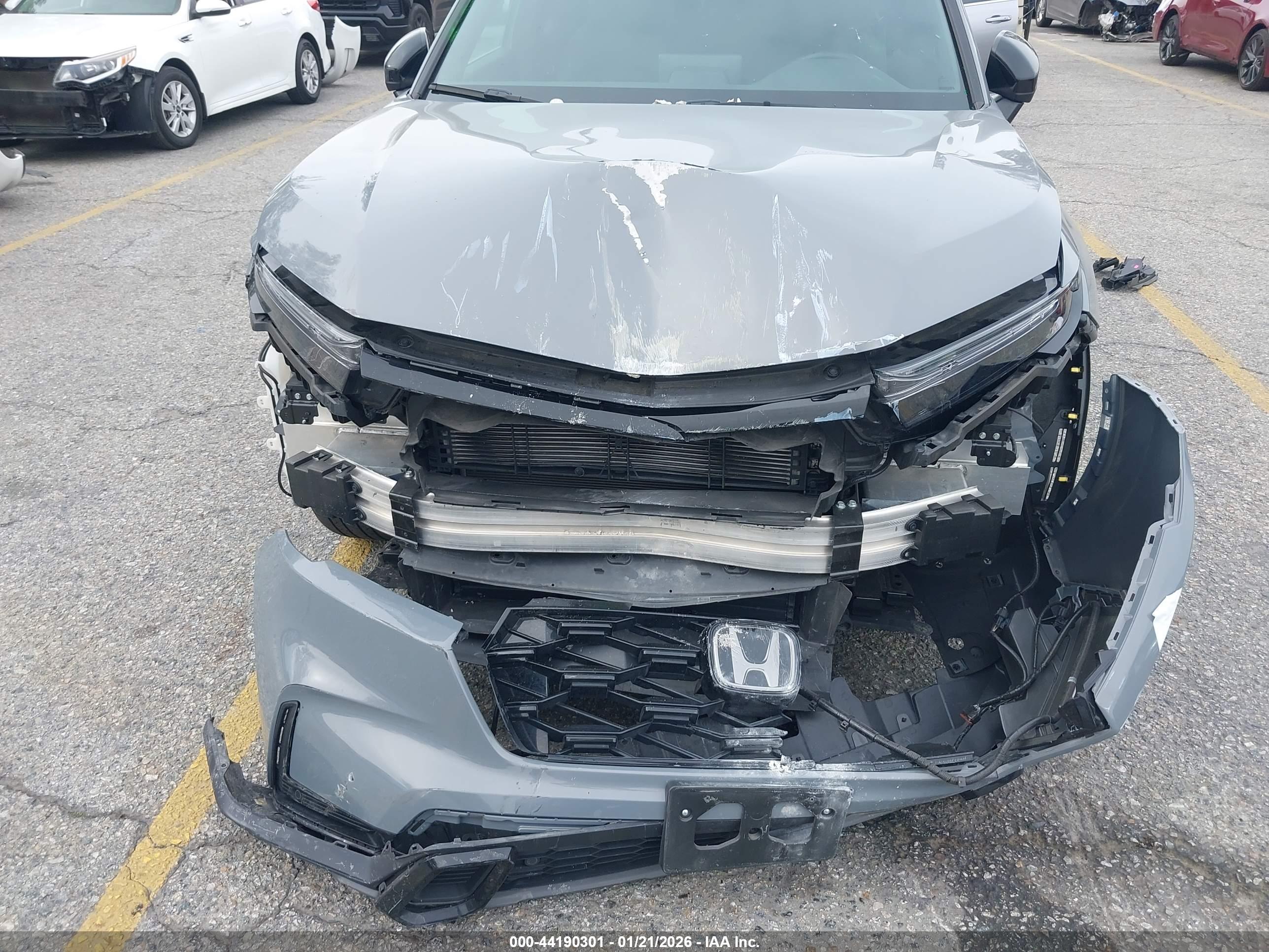 HONDA CR-V image 6