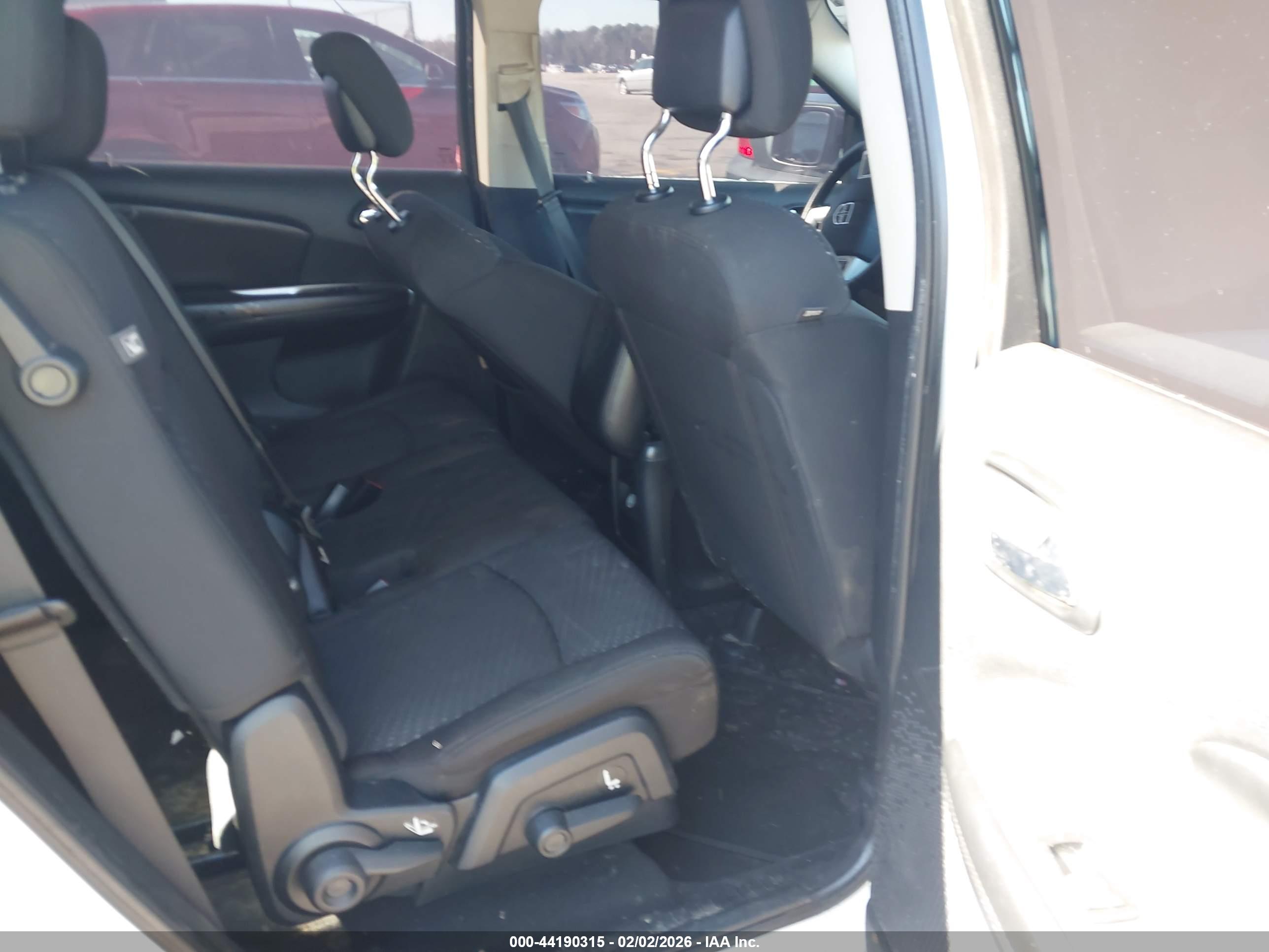 DODGE JOURNEY image 8