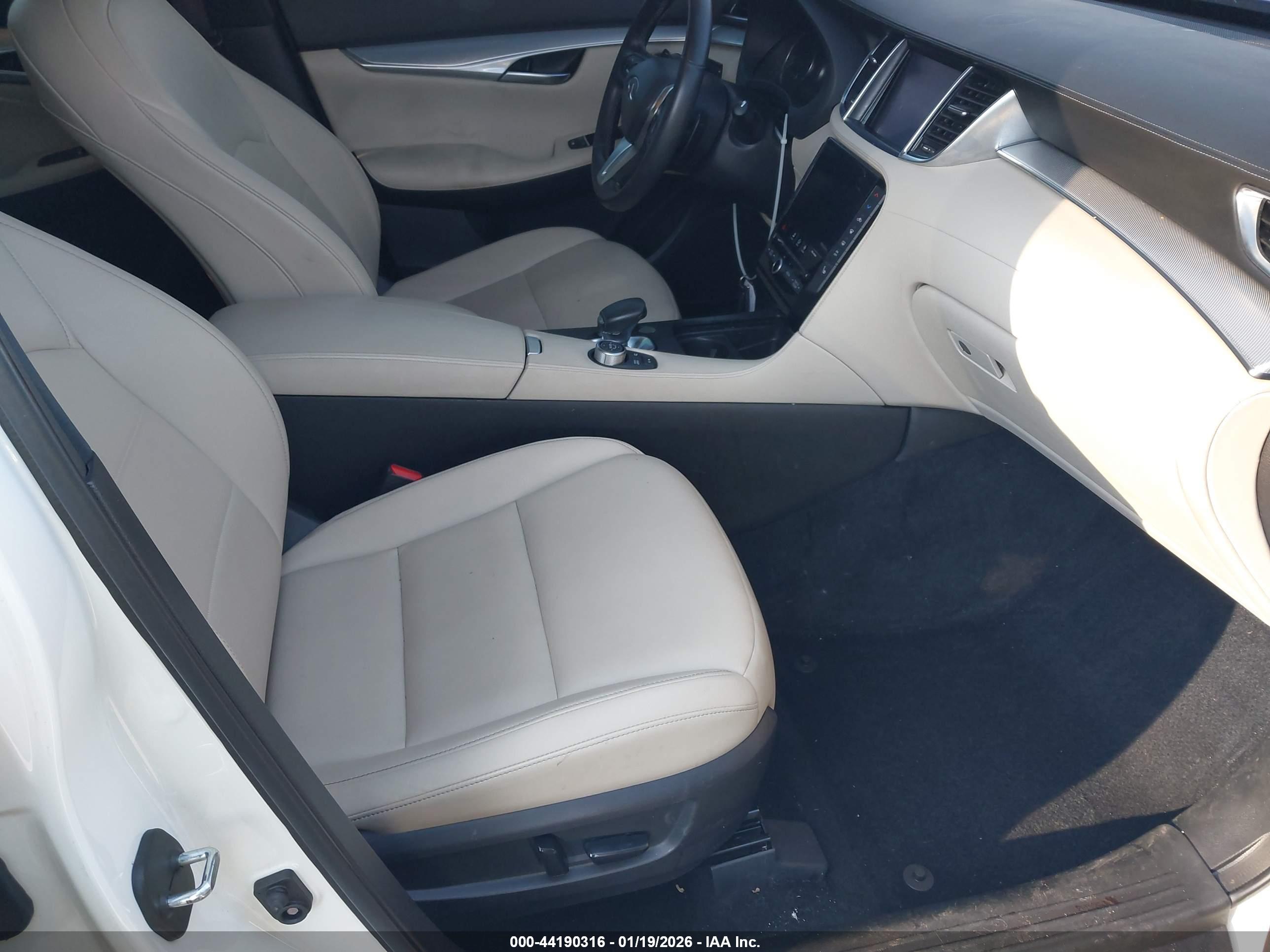 INFINITI QX50 image 5