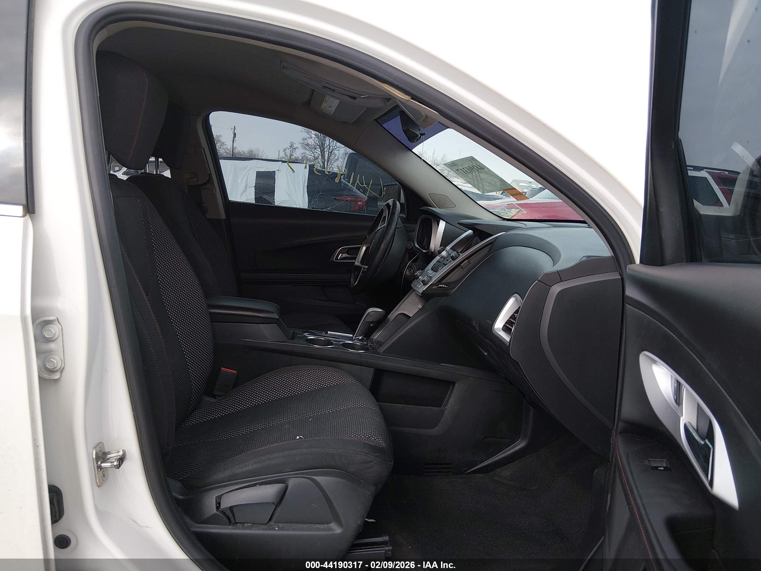 CHEVROLET EQUINOX image 5