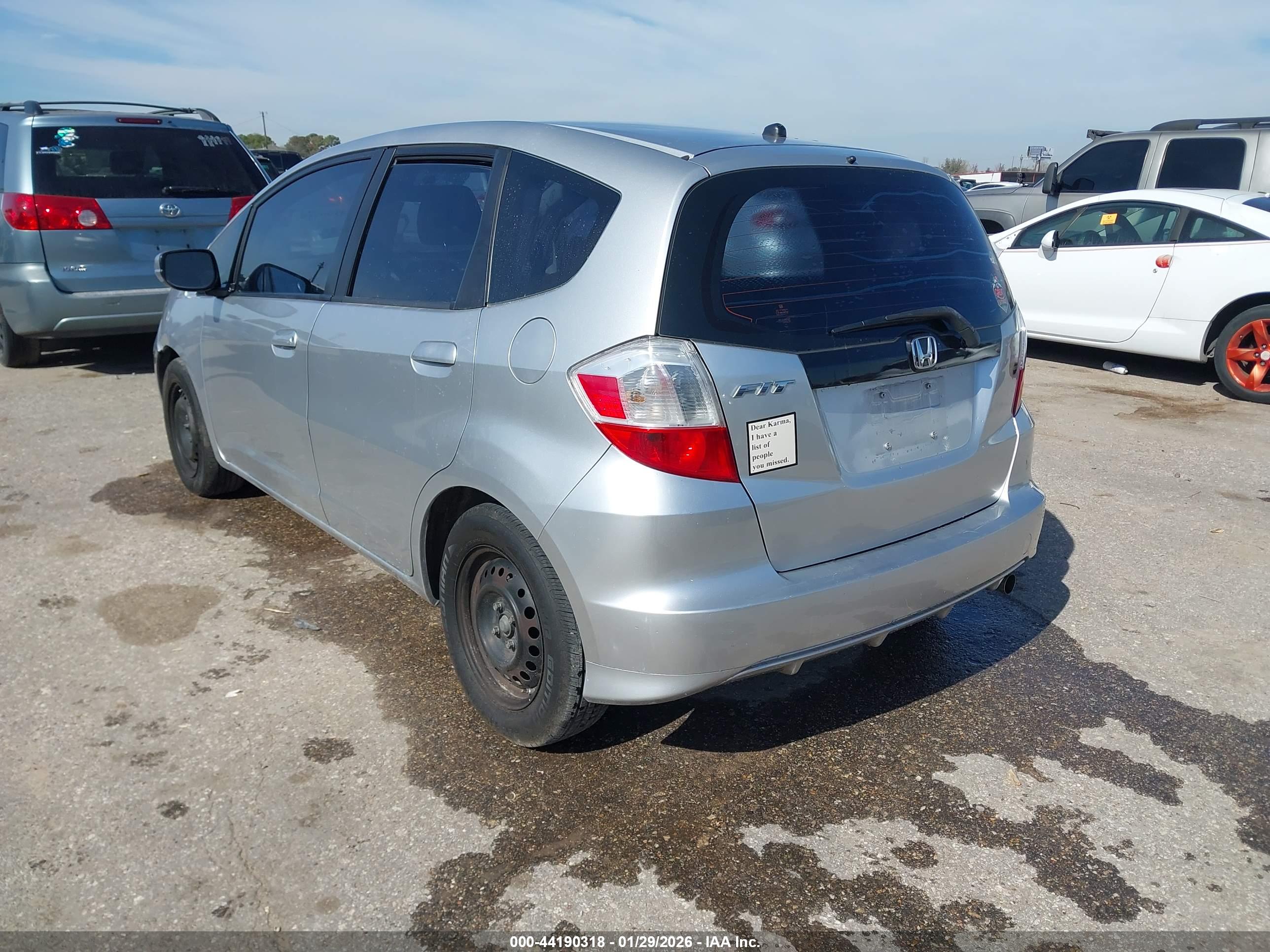 HONDA FIT image 3