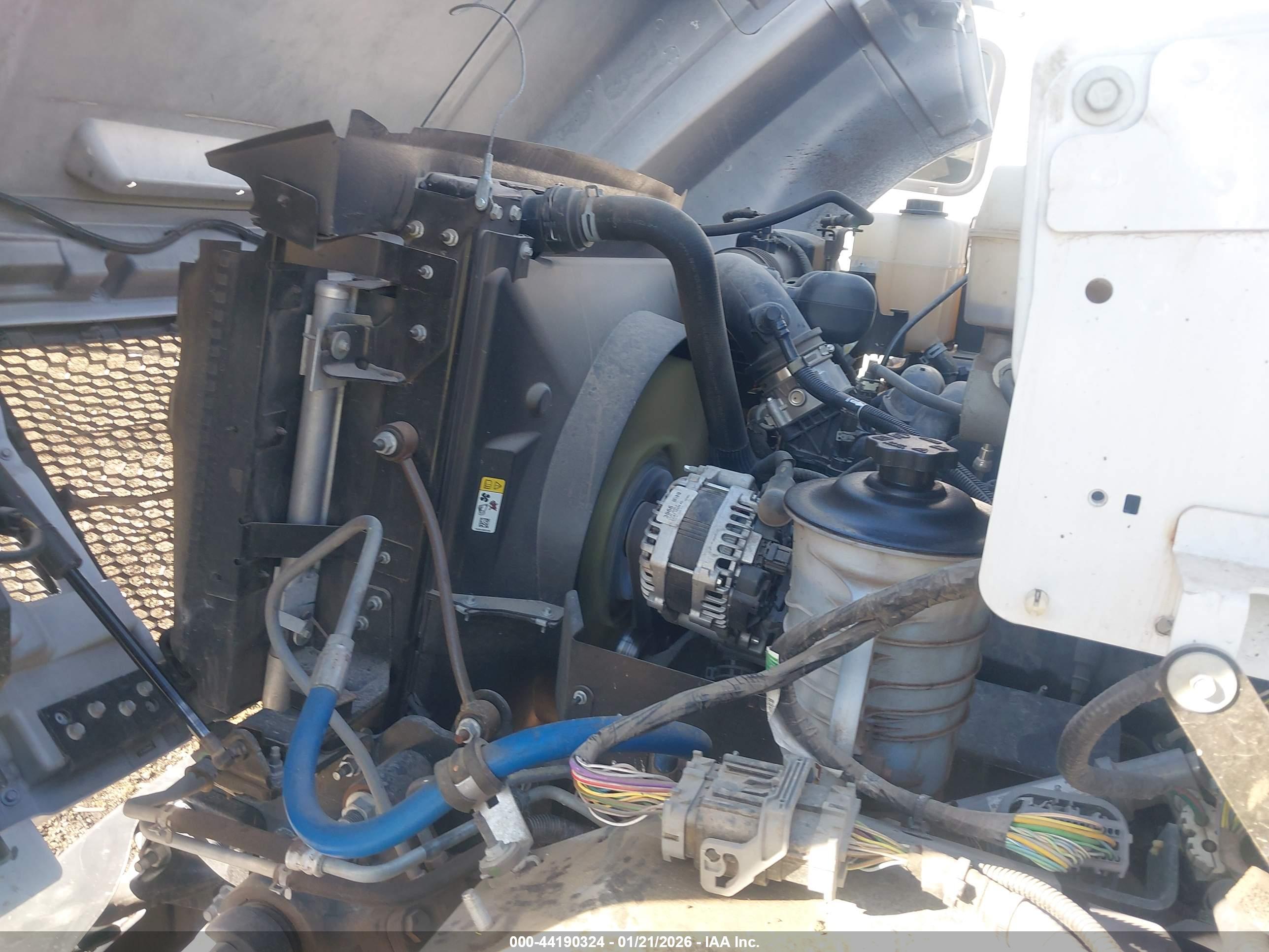 FORD F-650 image 10