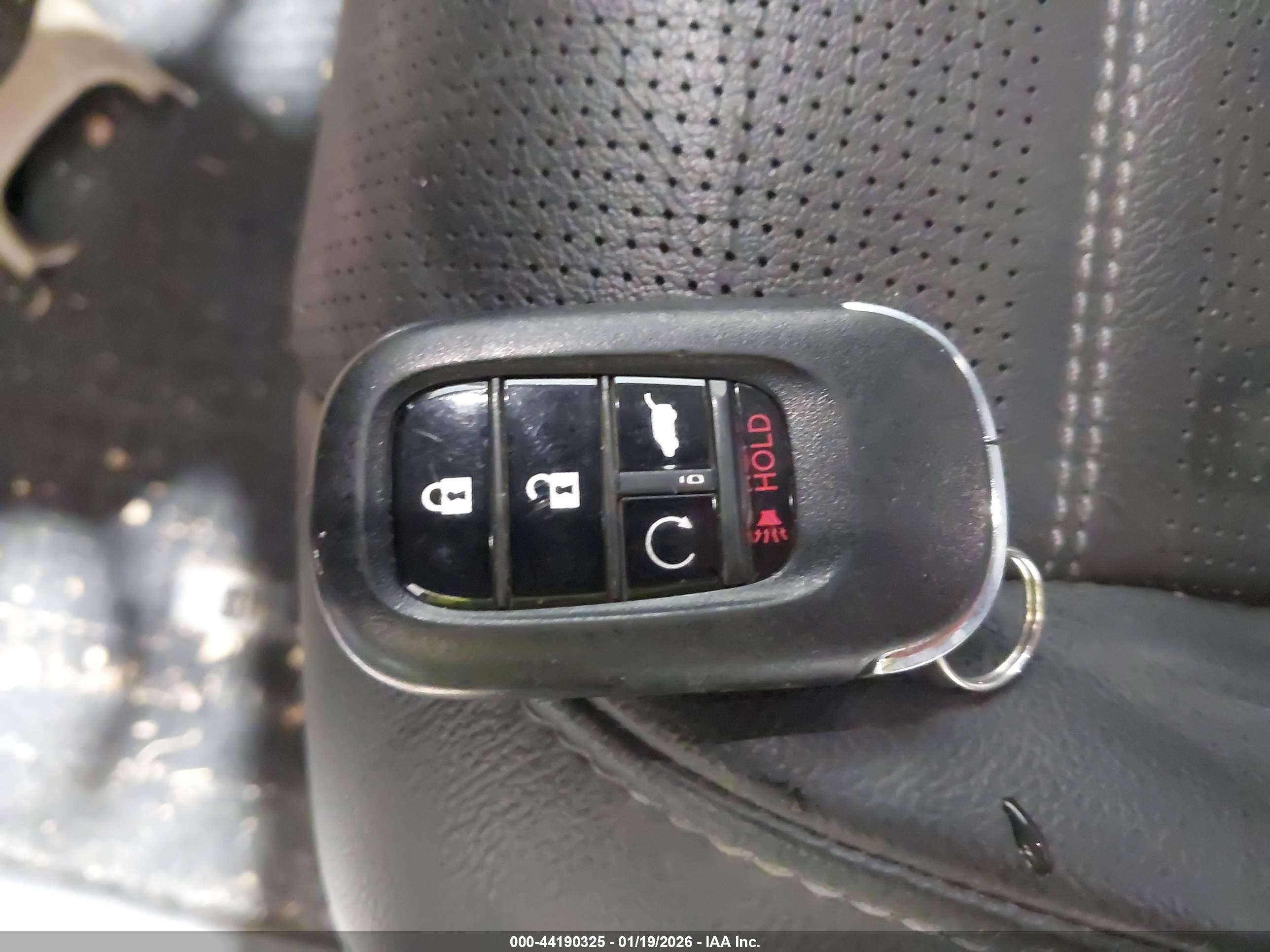 HONDA CR-V image 11