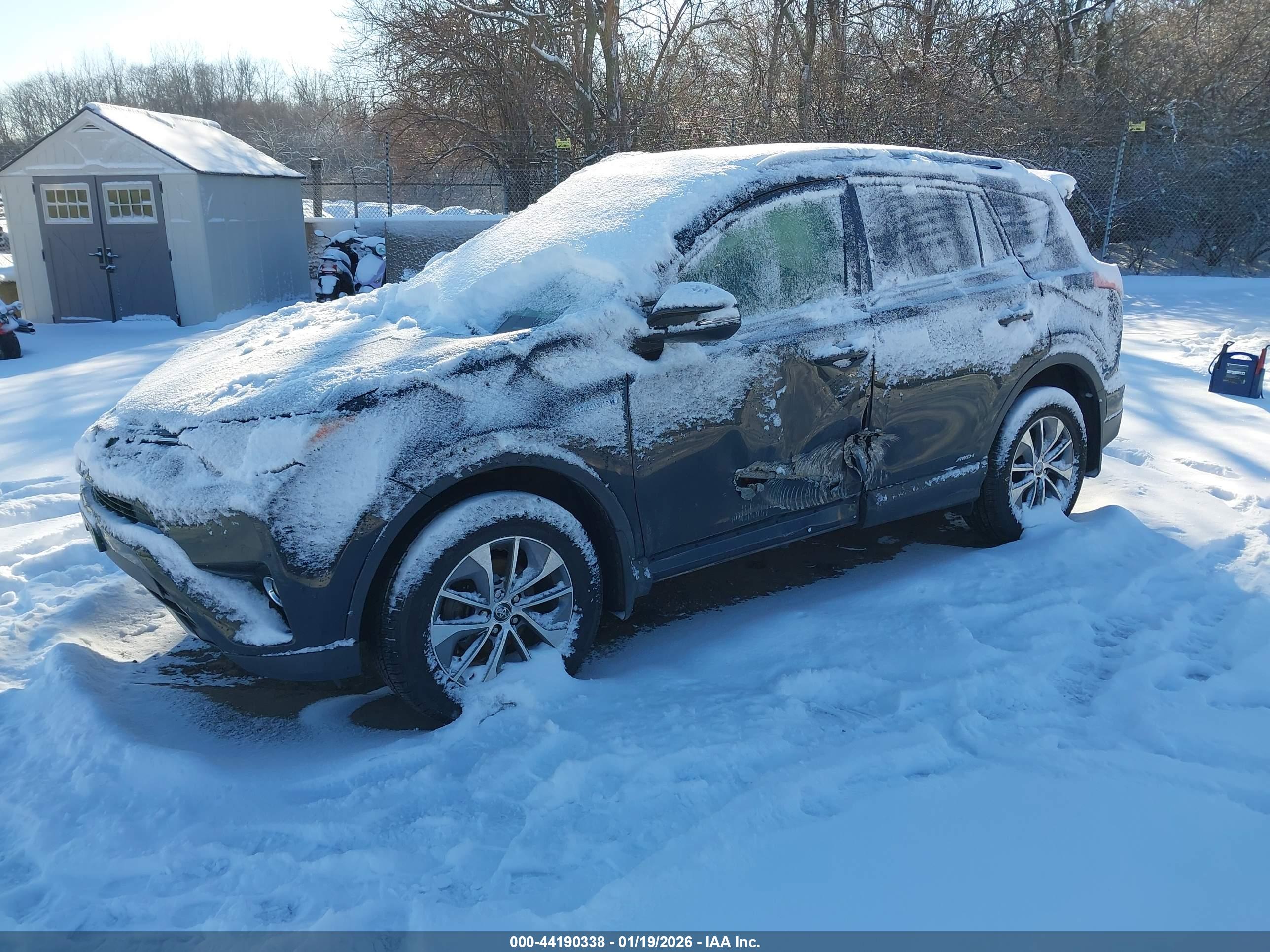 TOYOTA RAV4 image 2