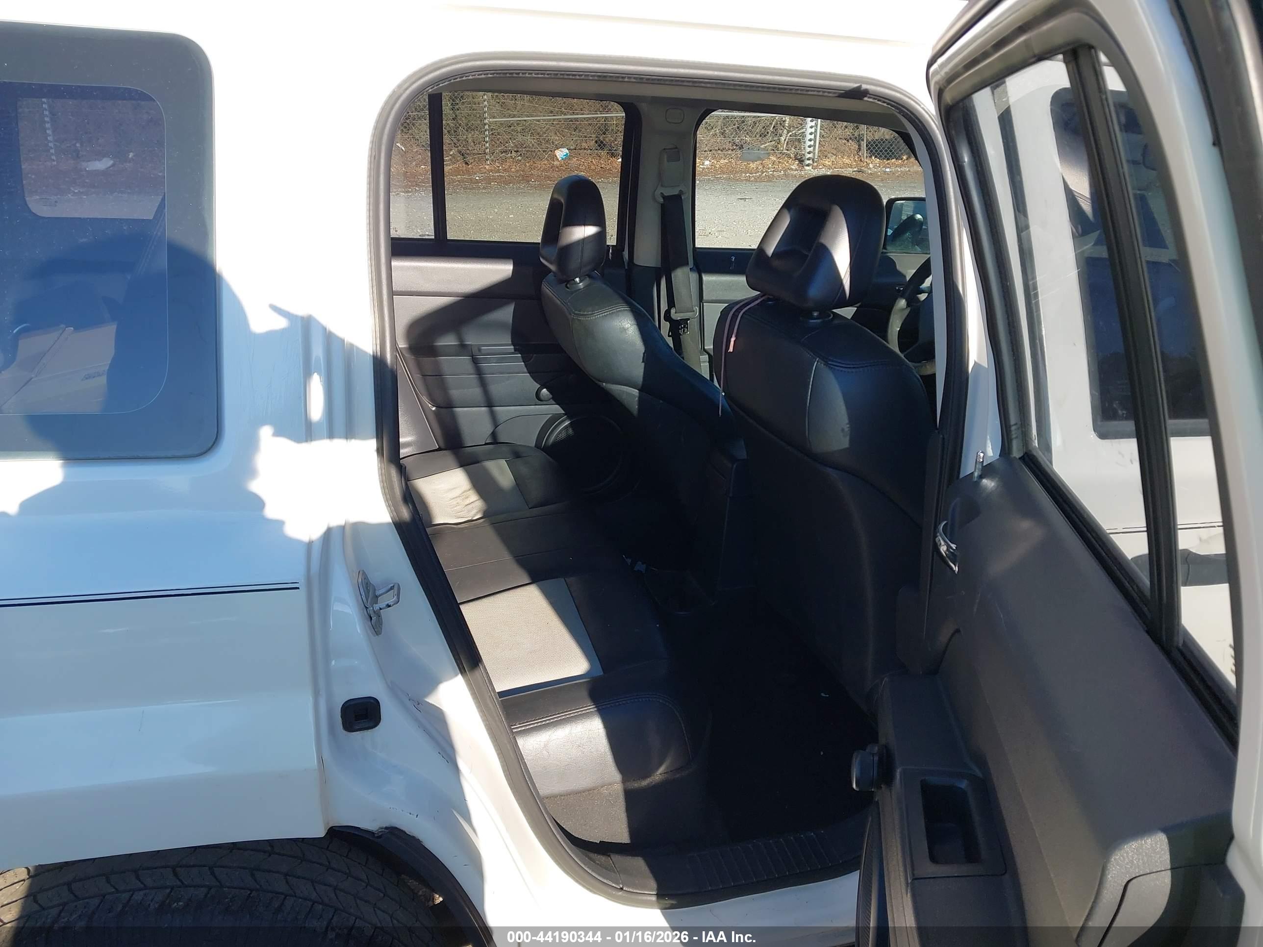 JEEP PATRIOT image 8