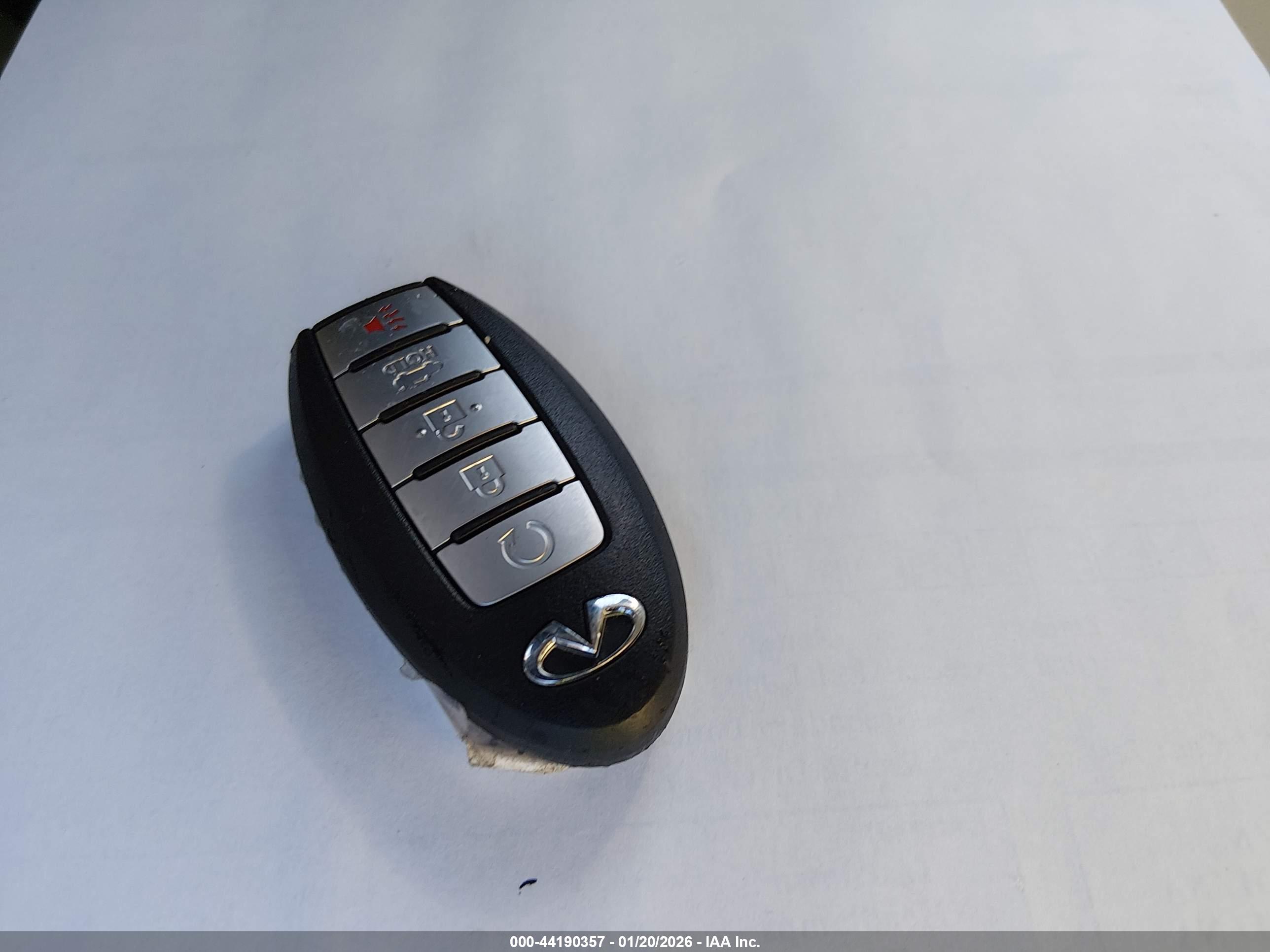 INFINITI Q50 image 11