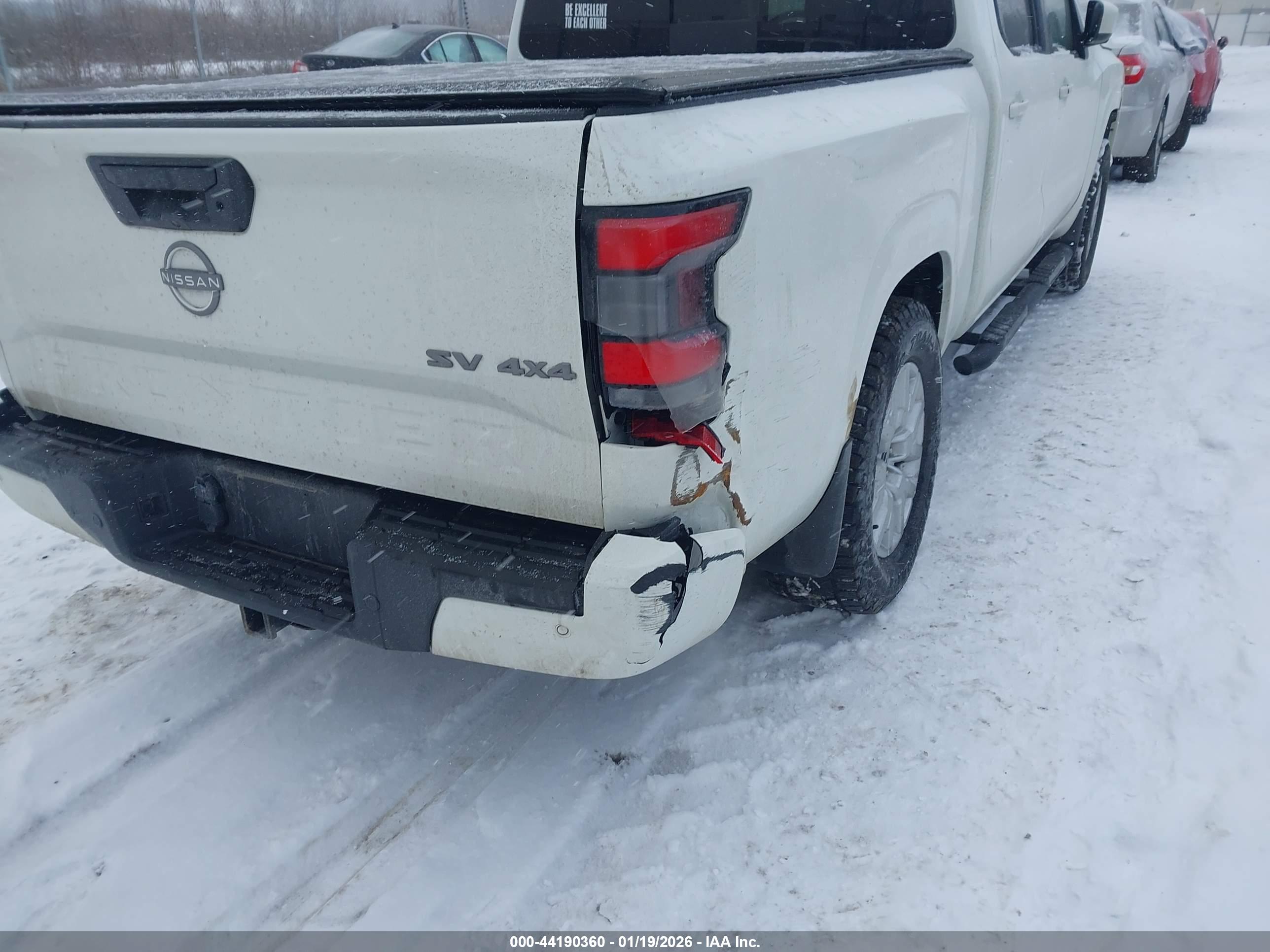 NISSAN FRONTIER image 6