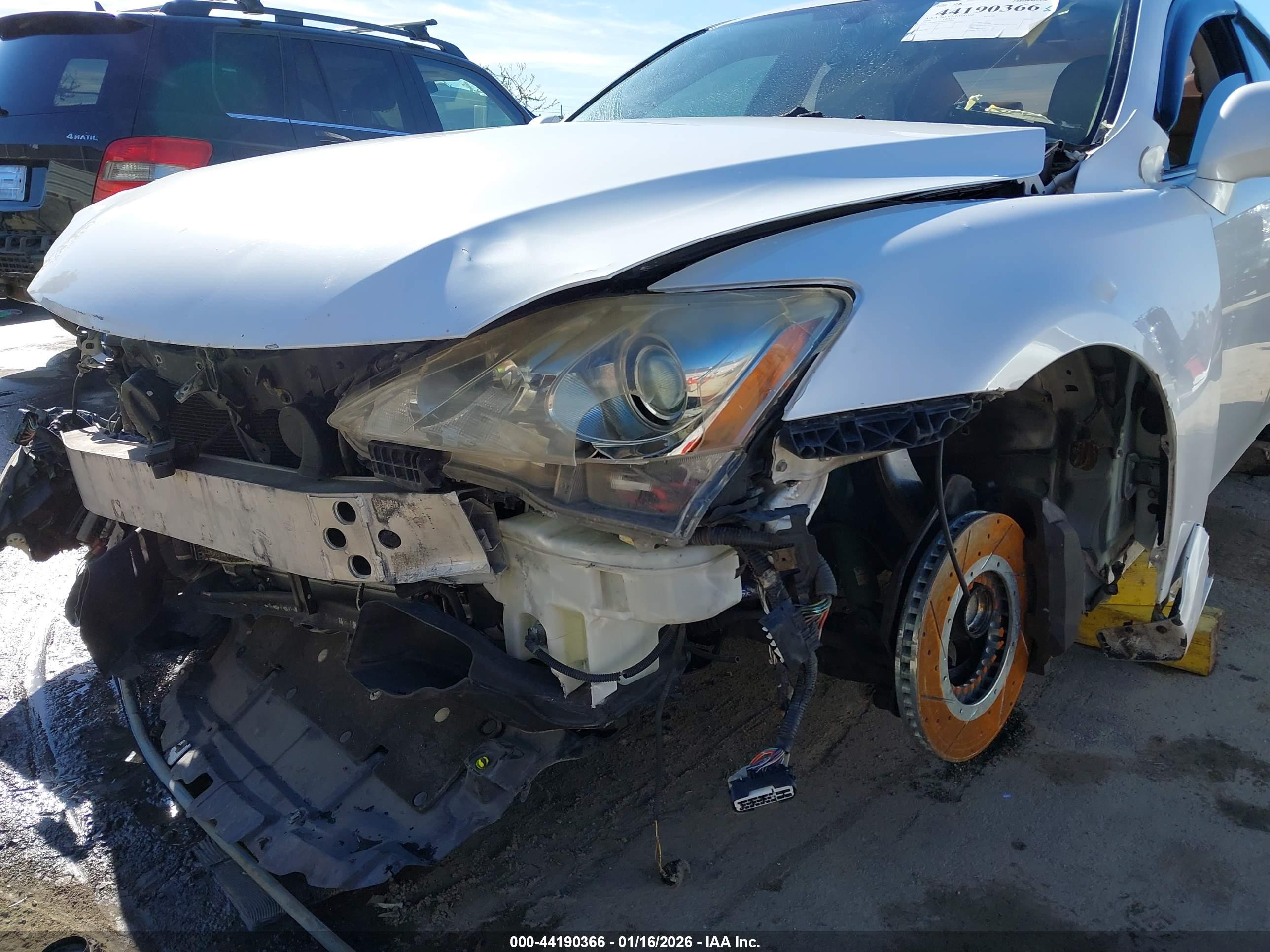LEXUS IS image 6