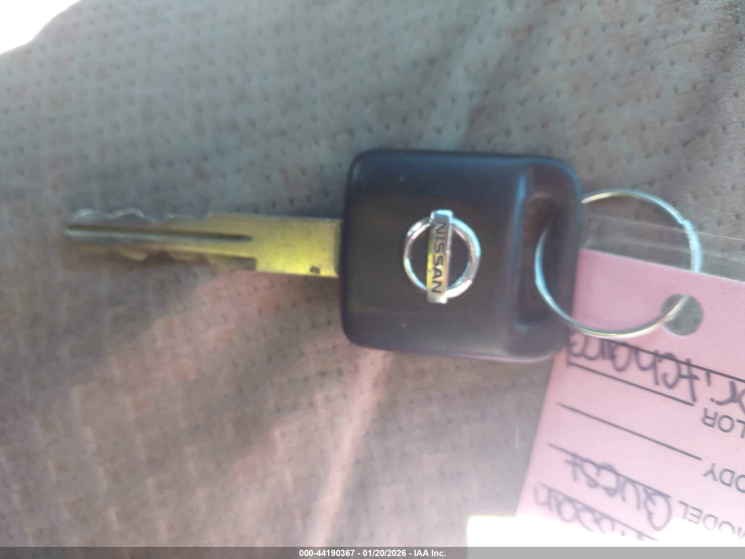 NISSAN QUEST image 11