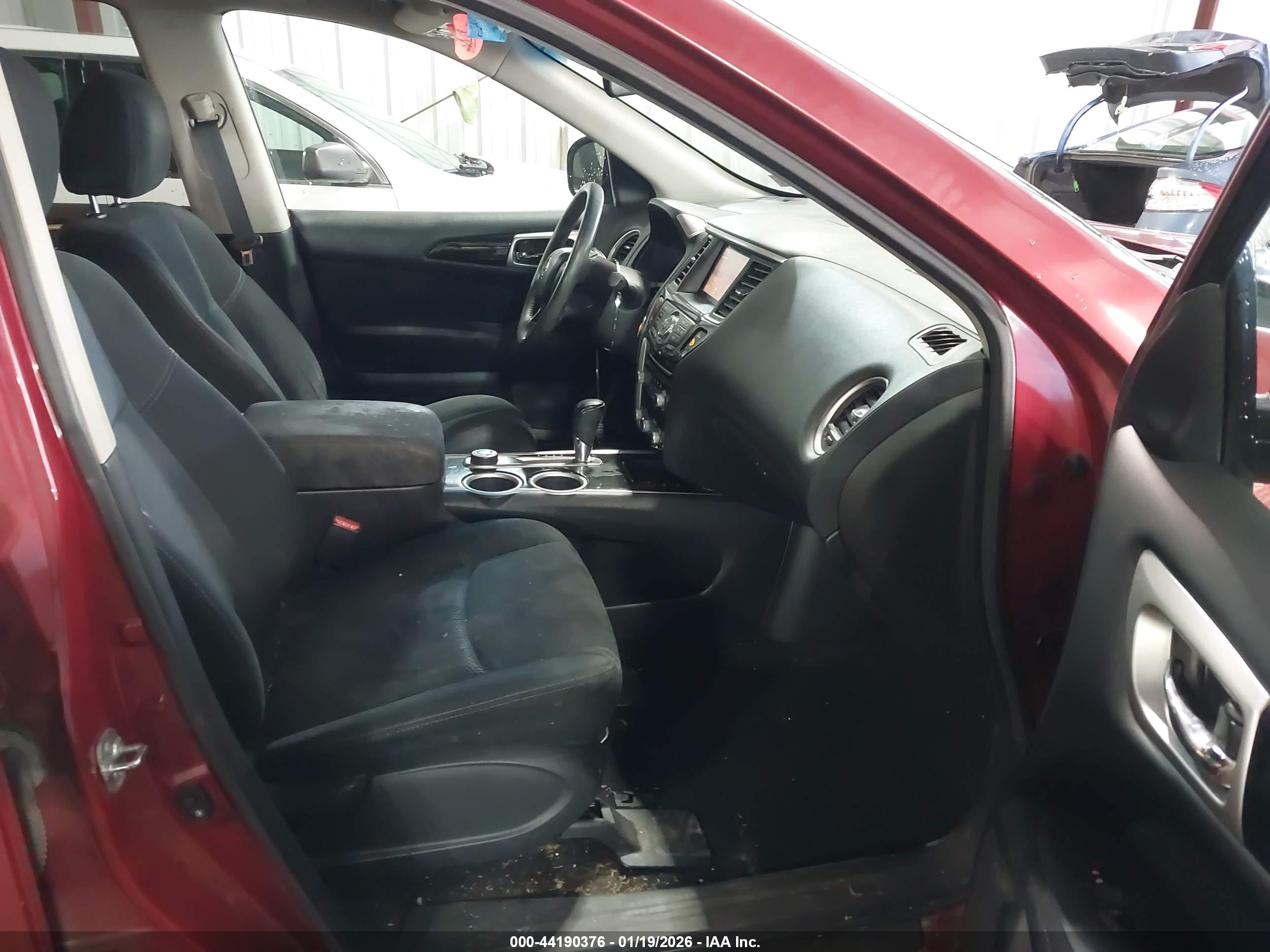 NISSAN PATHFINDER image 5