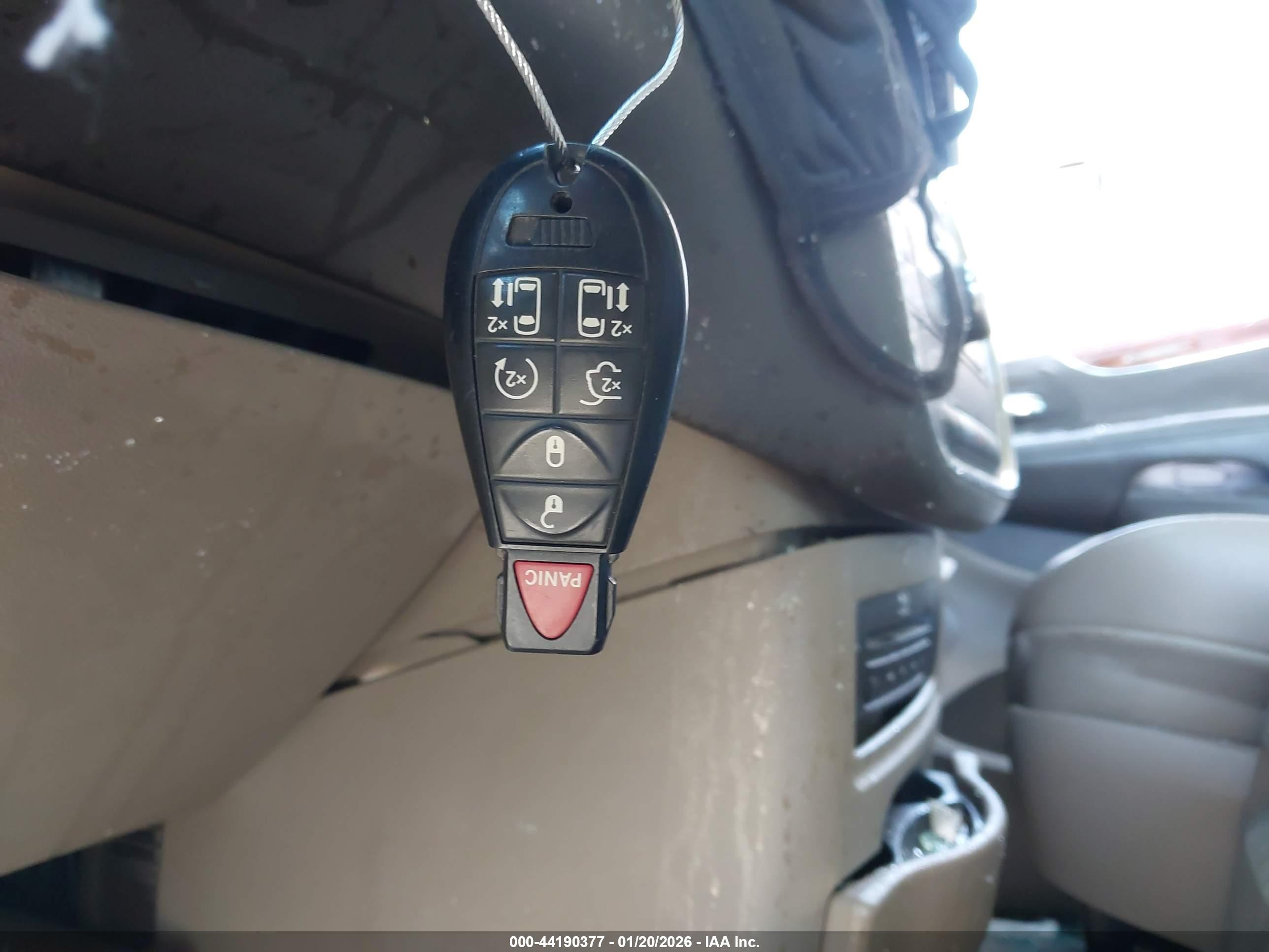CHRYSLER TOWN image 11