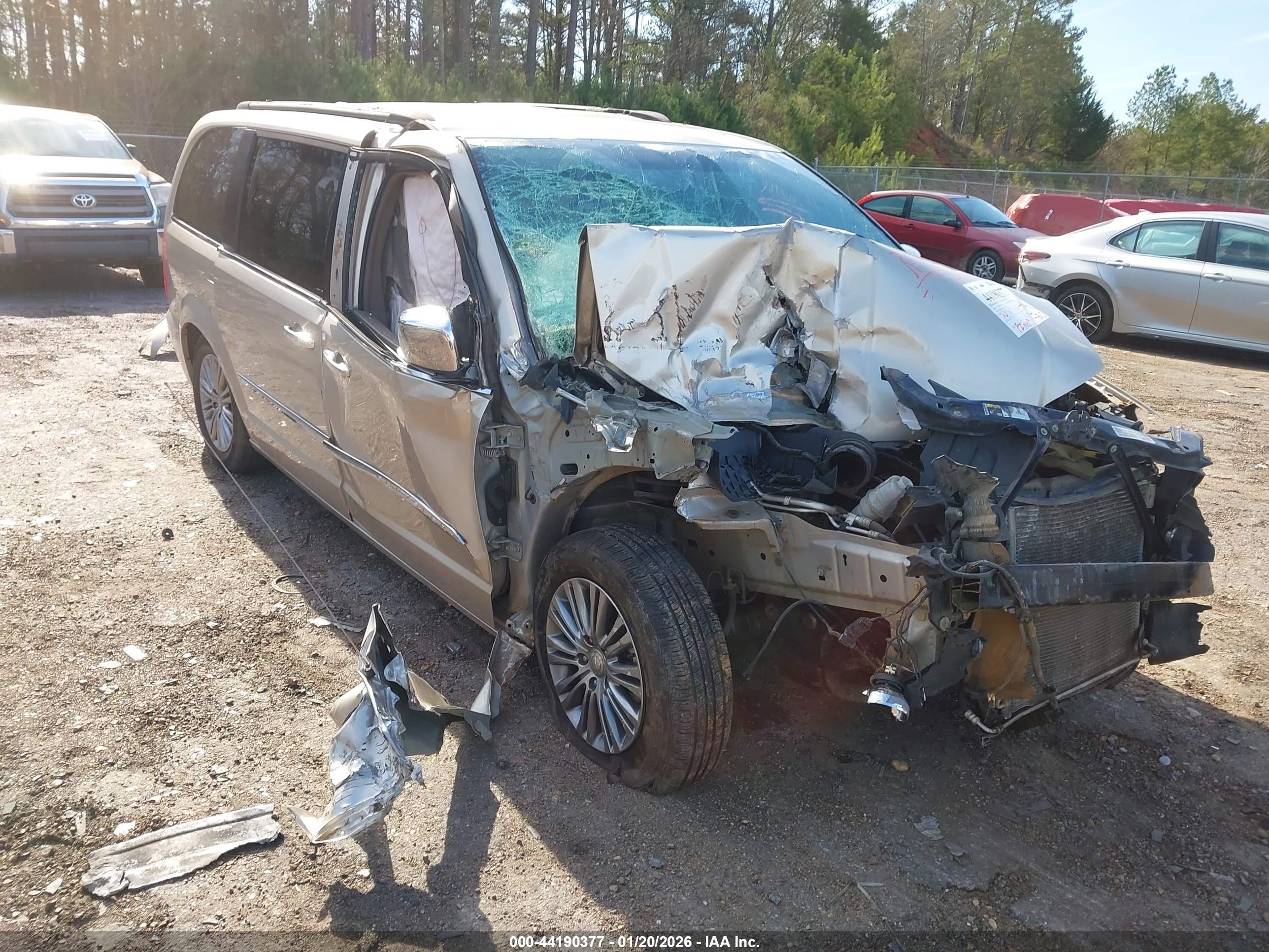 CHRYSLER TOWN image 6