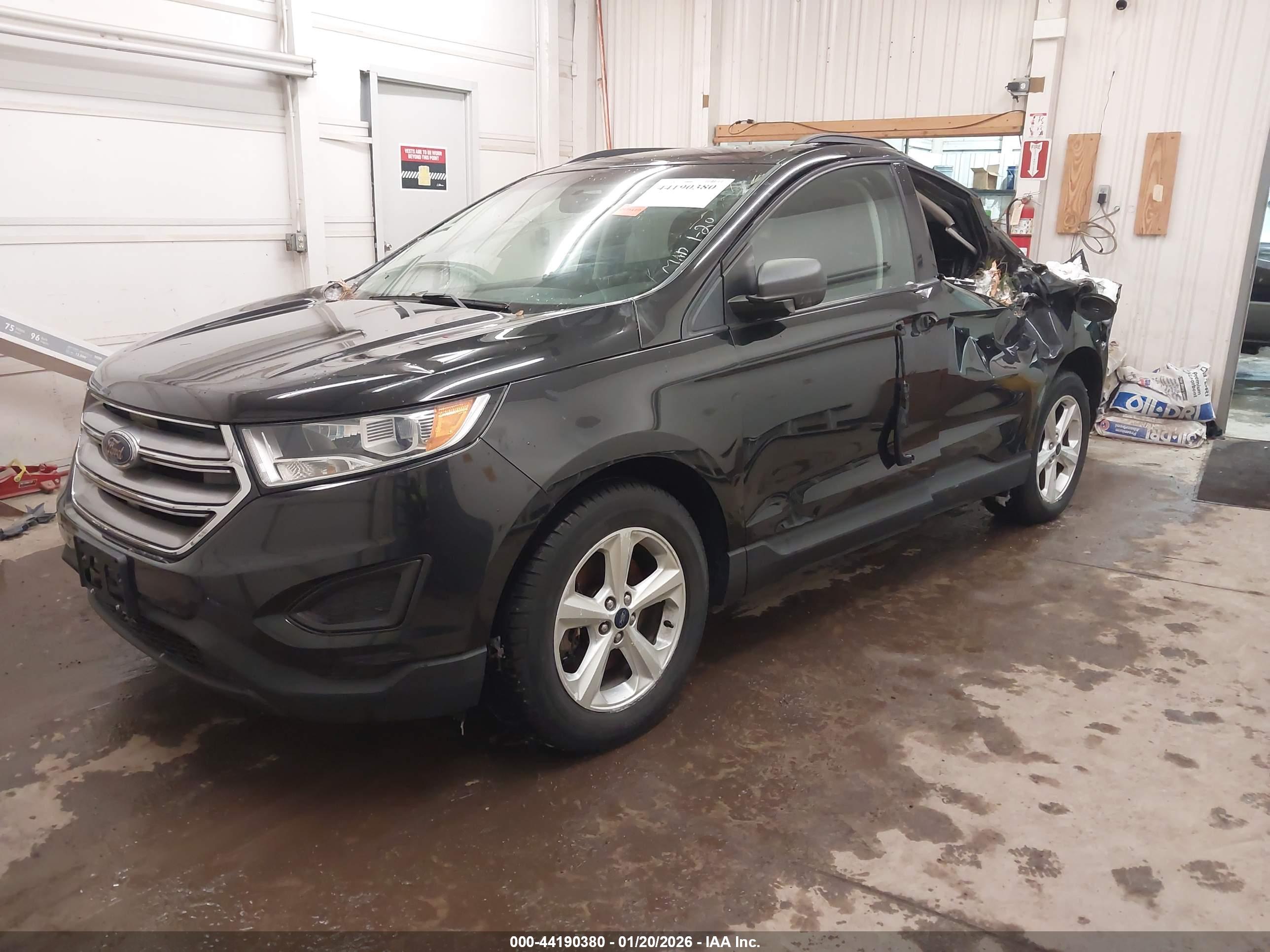 FORD EDGE image 2