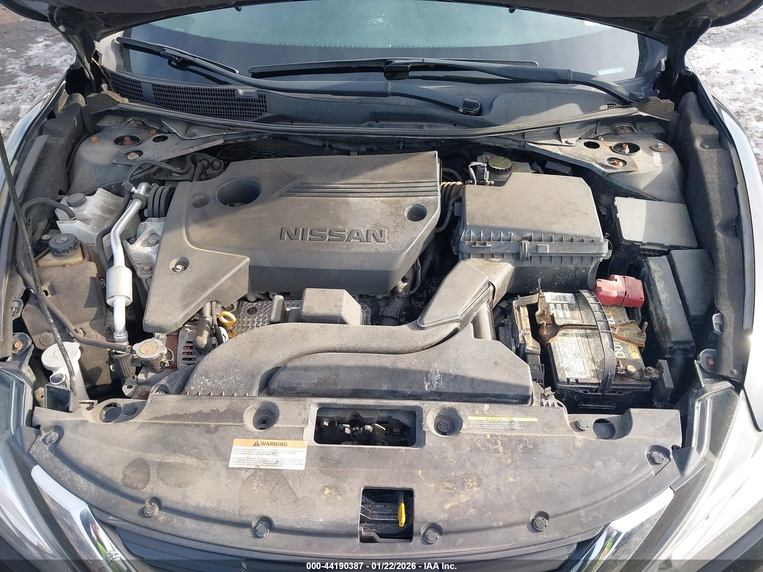 NISSAN ALTIMA image 10