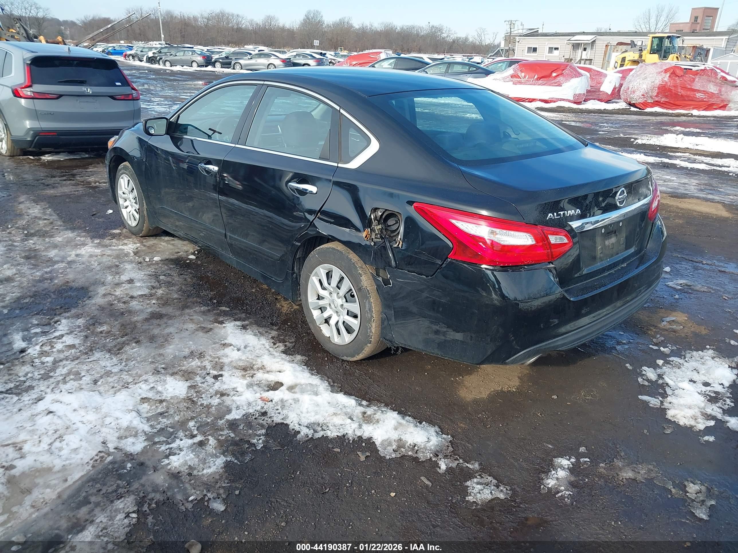 NISSAN ALTIMA image 3