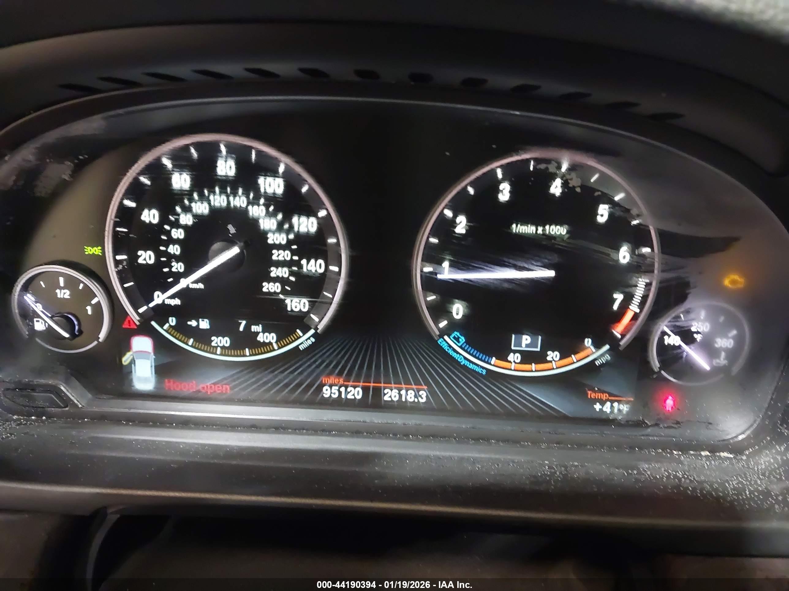 BMW 528I image 7