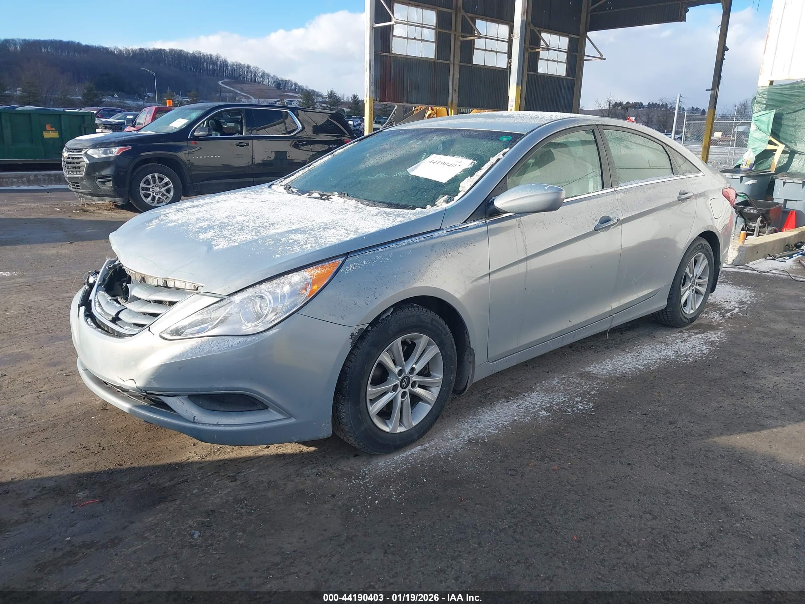 HYUNDAI SONATA image 2