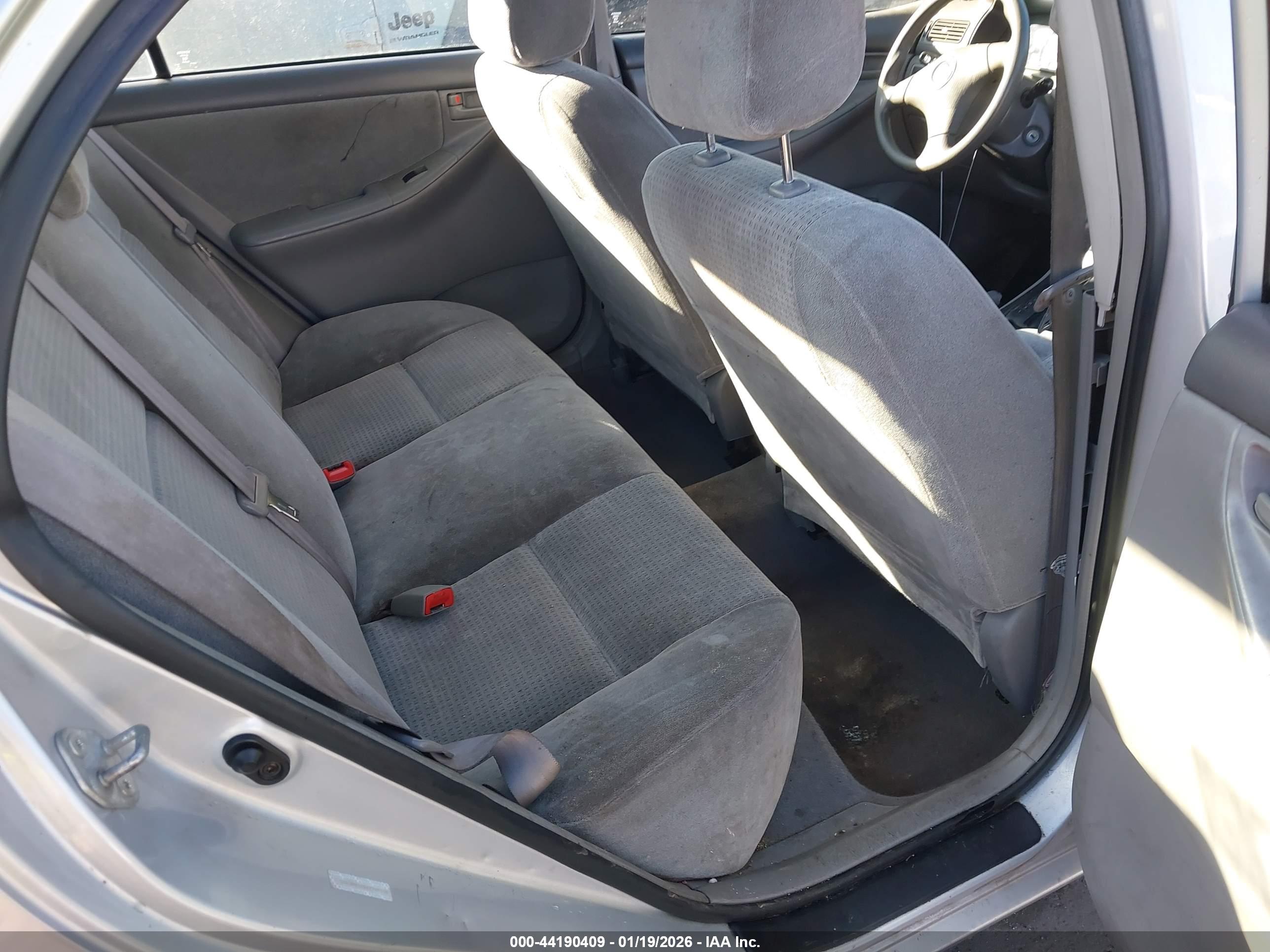 TOYOTA COROLLA image 8