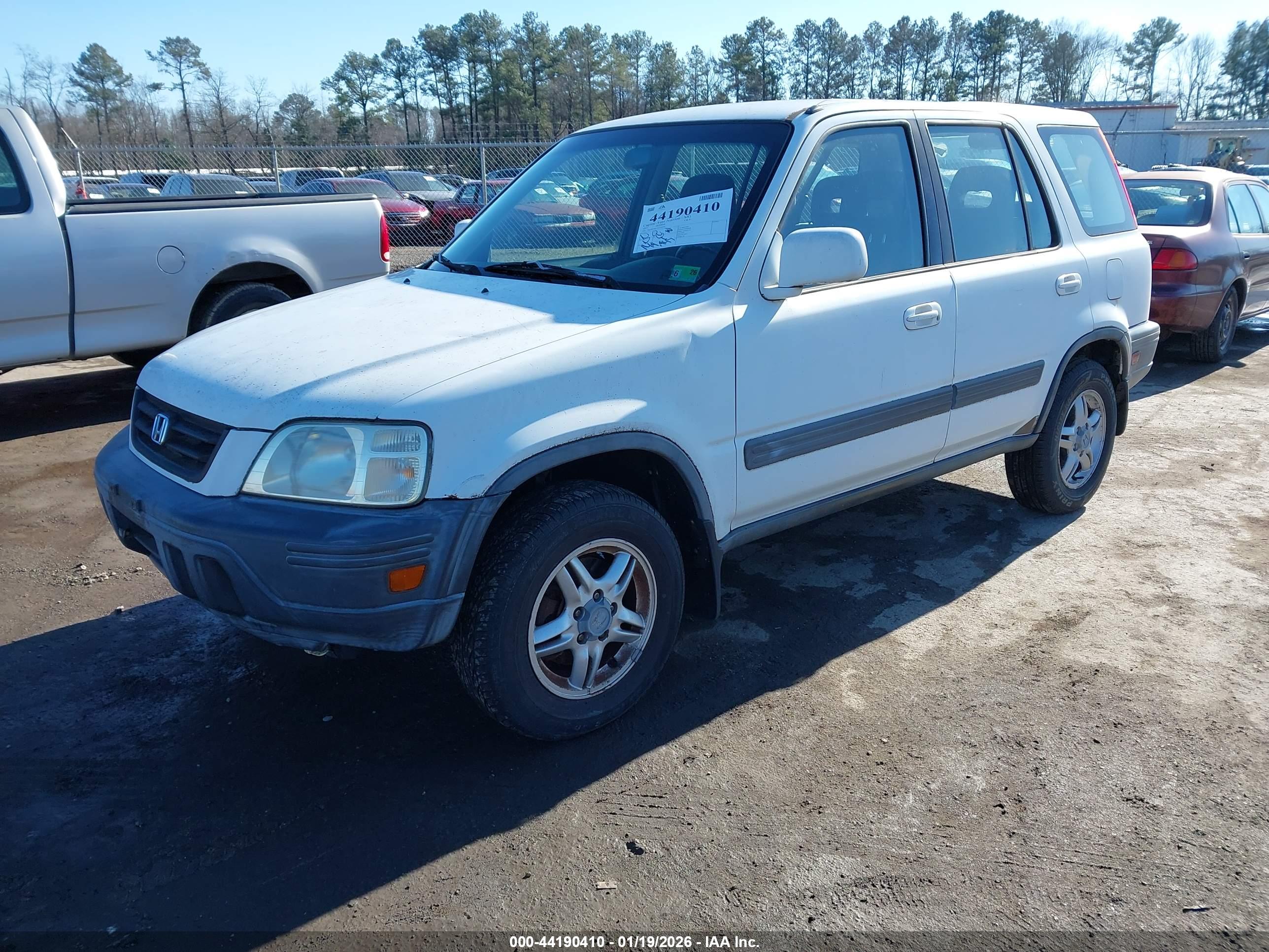 HONDA CR-V image 2